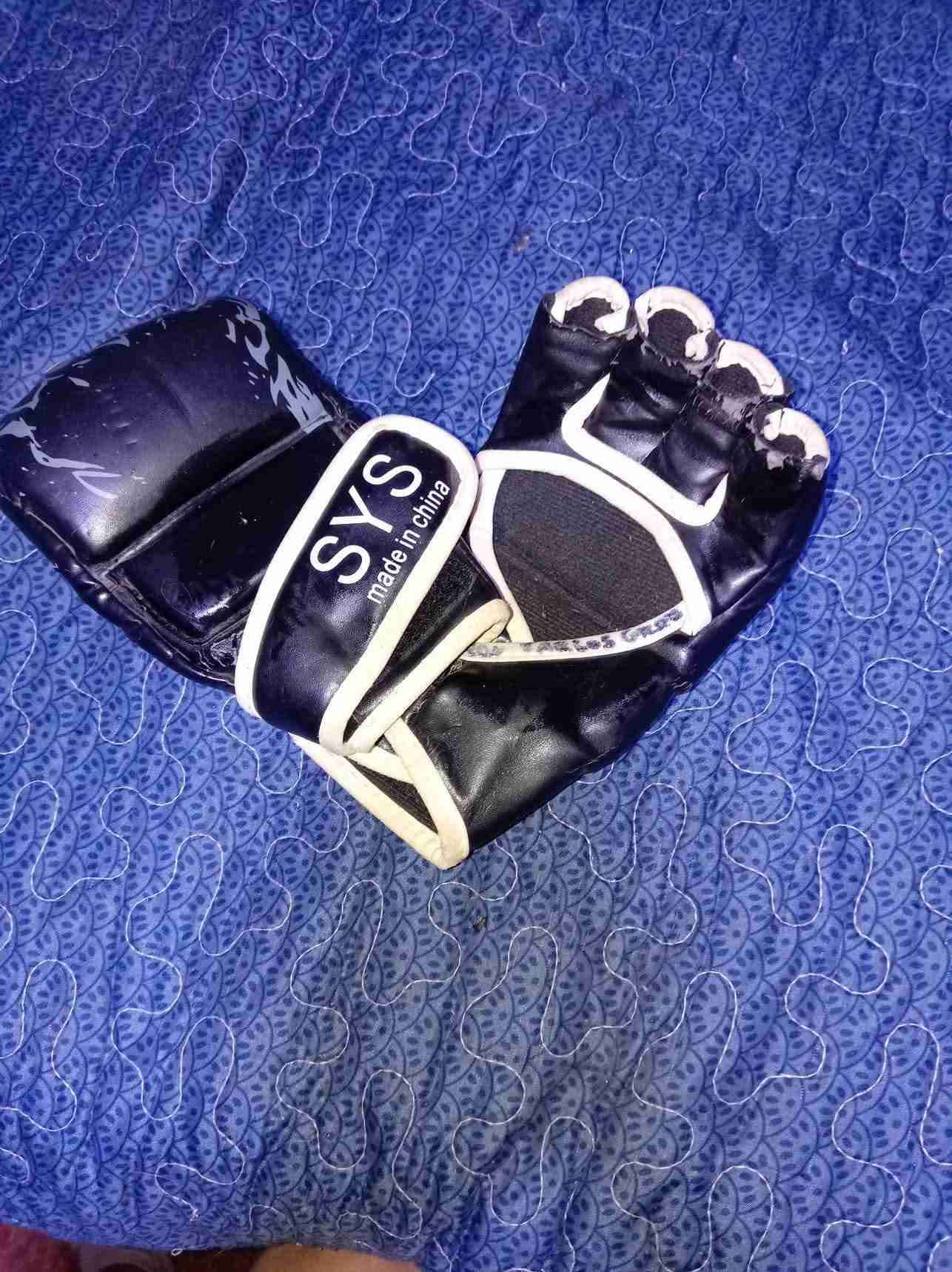 Guantes de boxeo negros SYS - miniatura 1