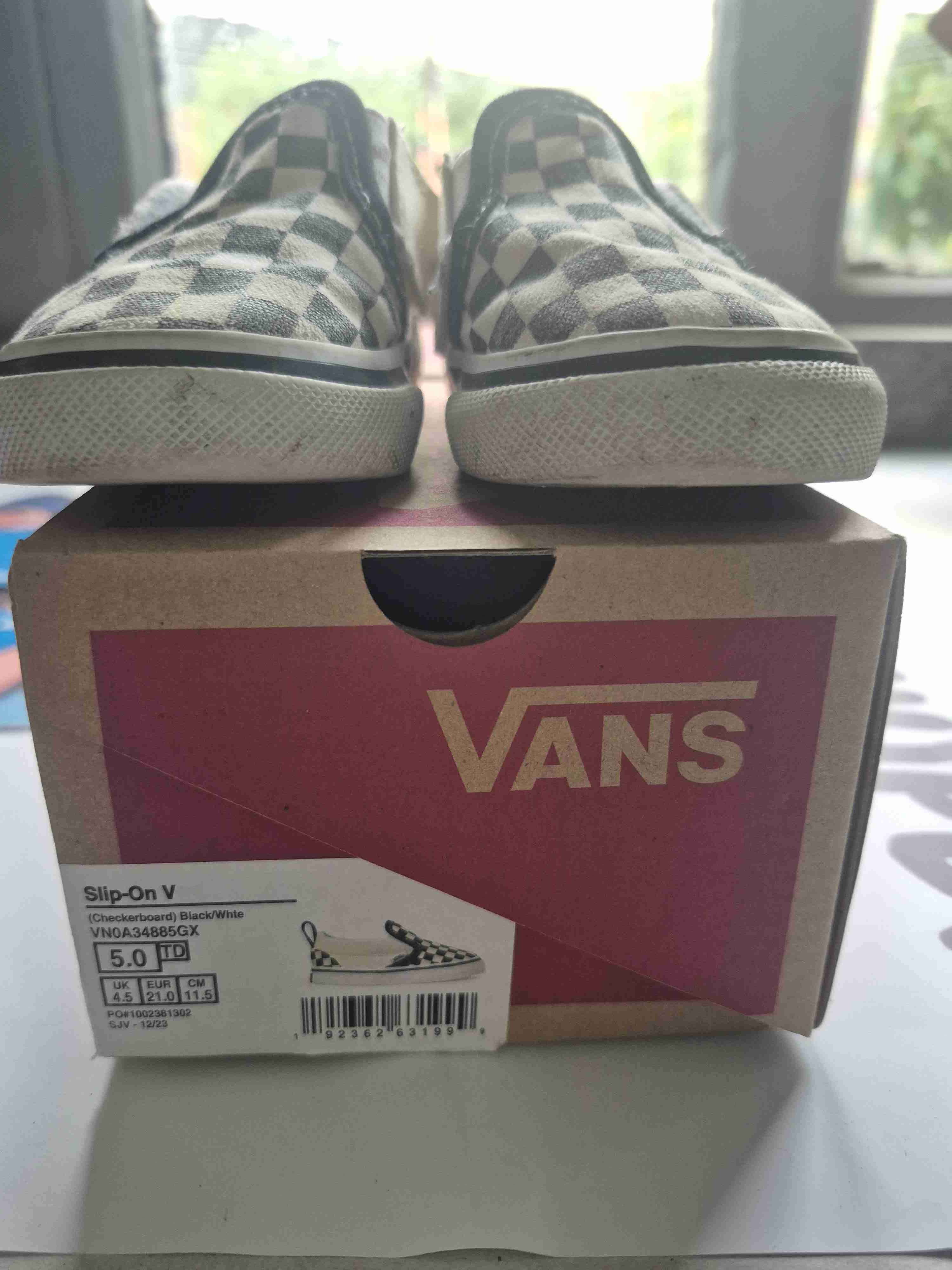 Zapatillas Vans cuadros blanco y negro - miniatura 2