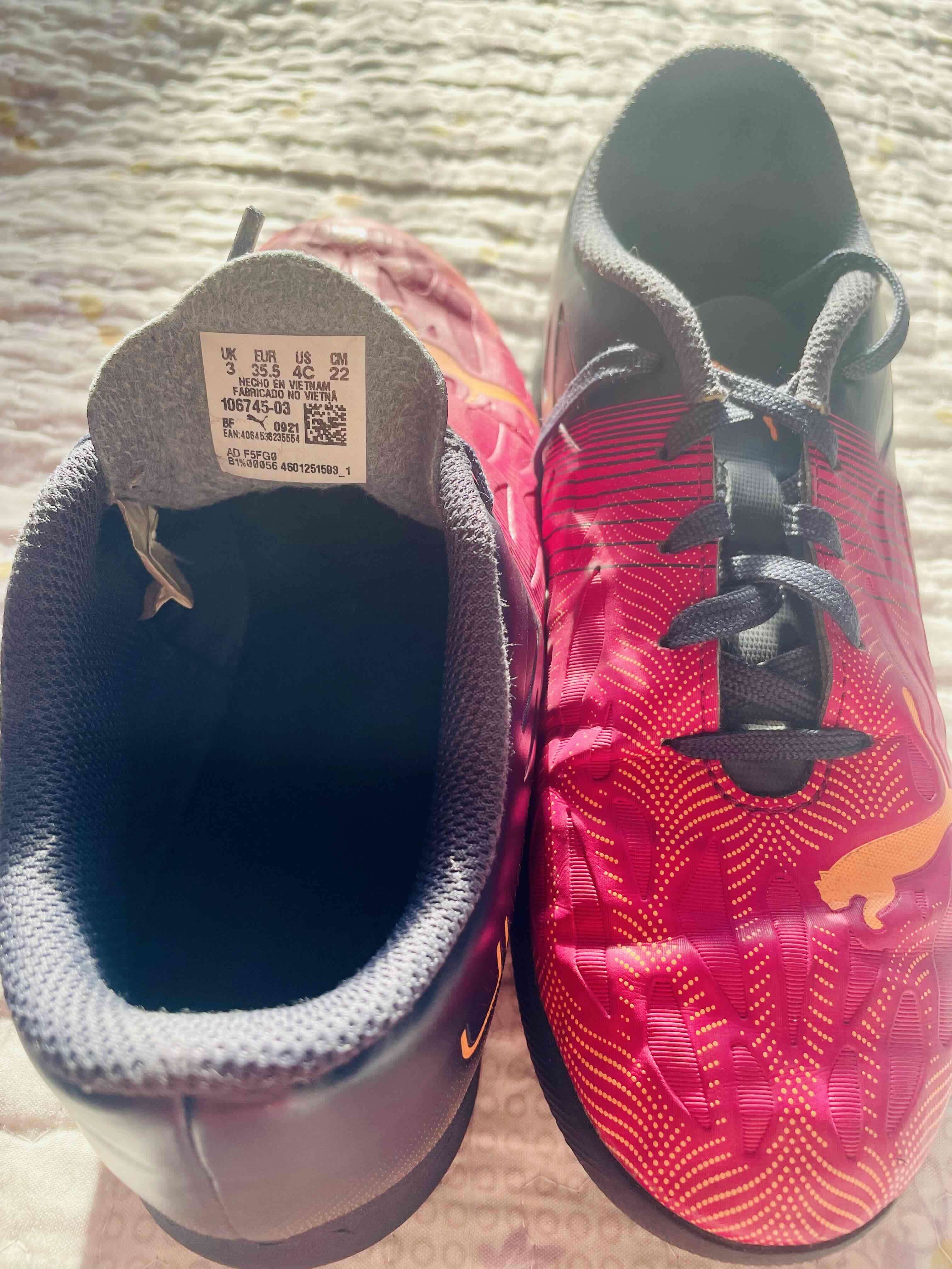 Zapatillas de fútbol marca Puma Nro. 35.5 - miniatura 3