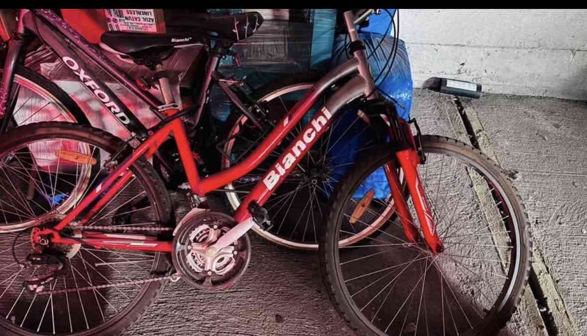 Bicicleta roja Bianchi clásica - miniatura 2