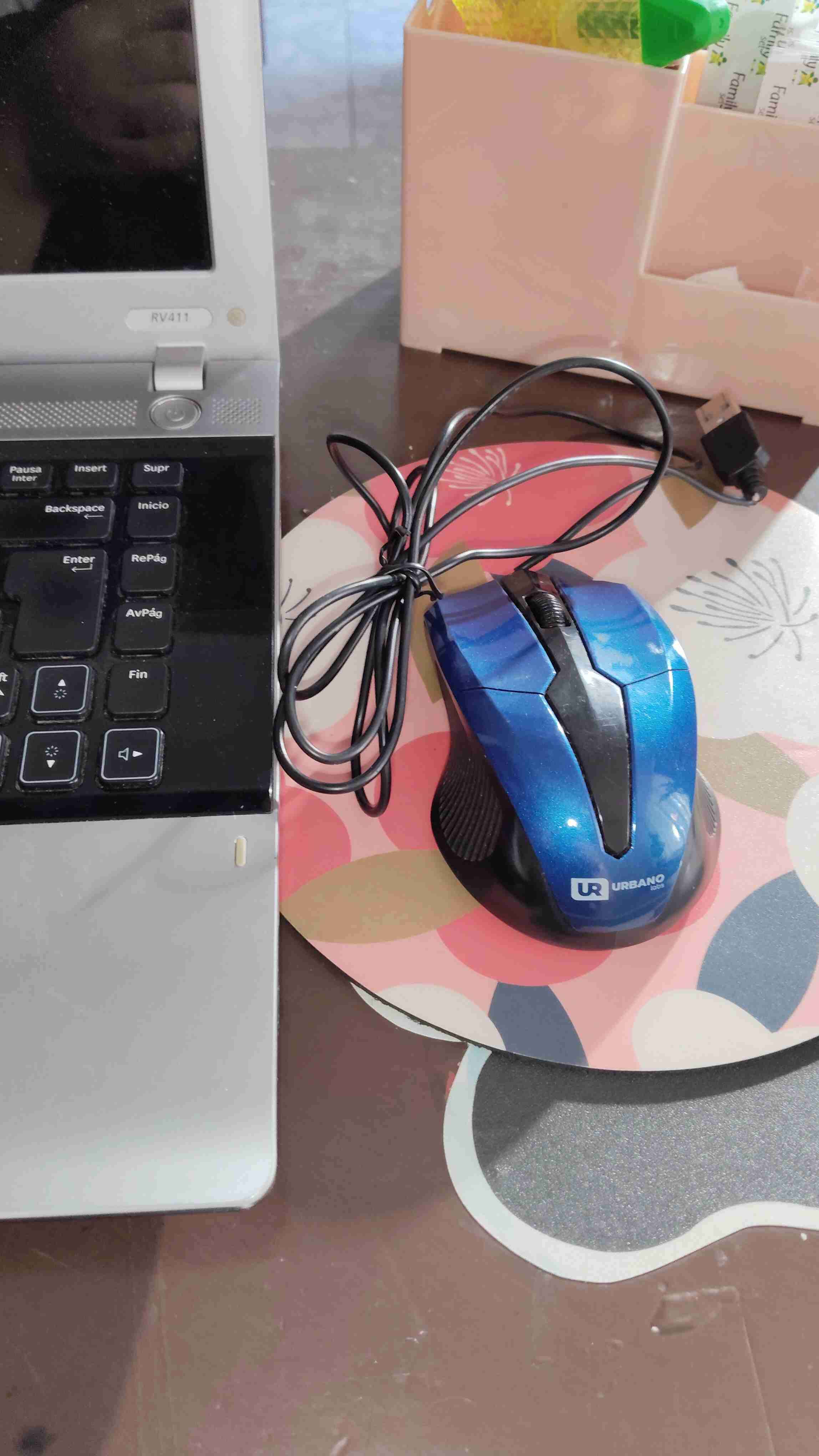 Laptop Samsung con monitor LG - miniatura 3