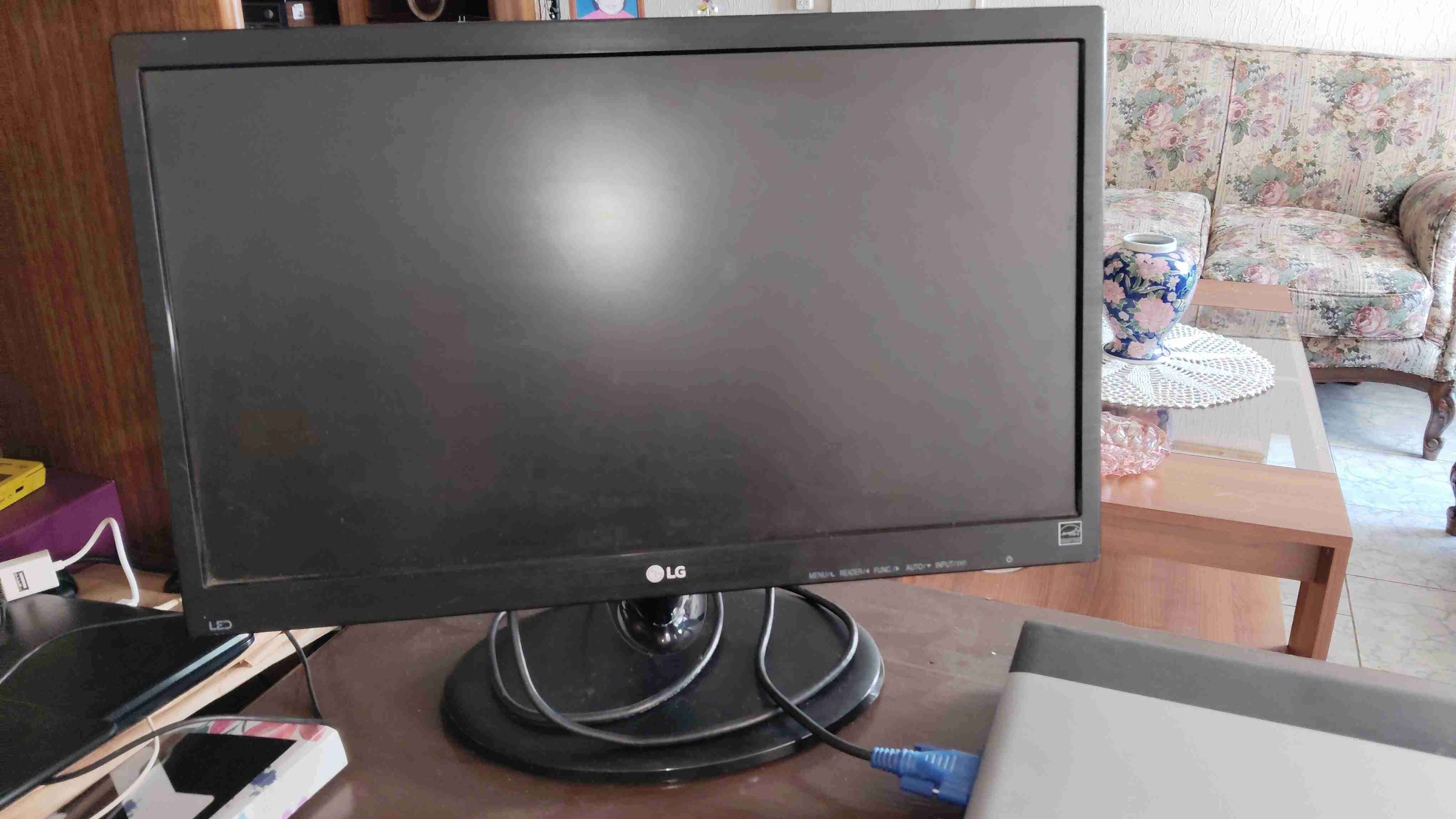 Laptop Samsung con monitor LG - miniatura 6