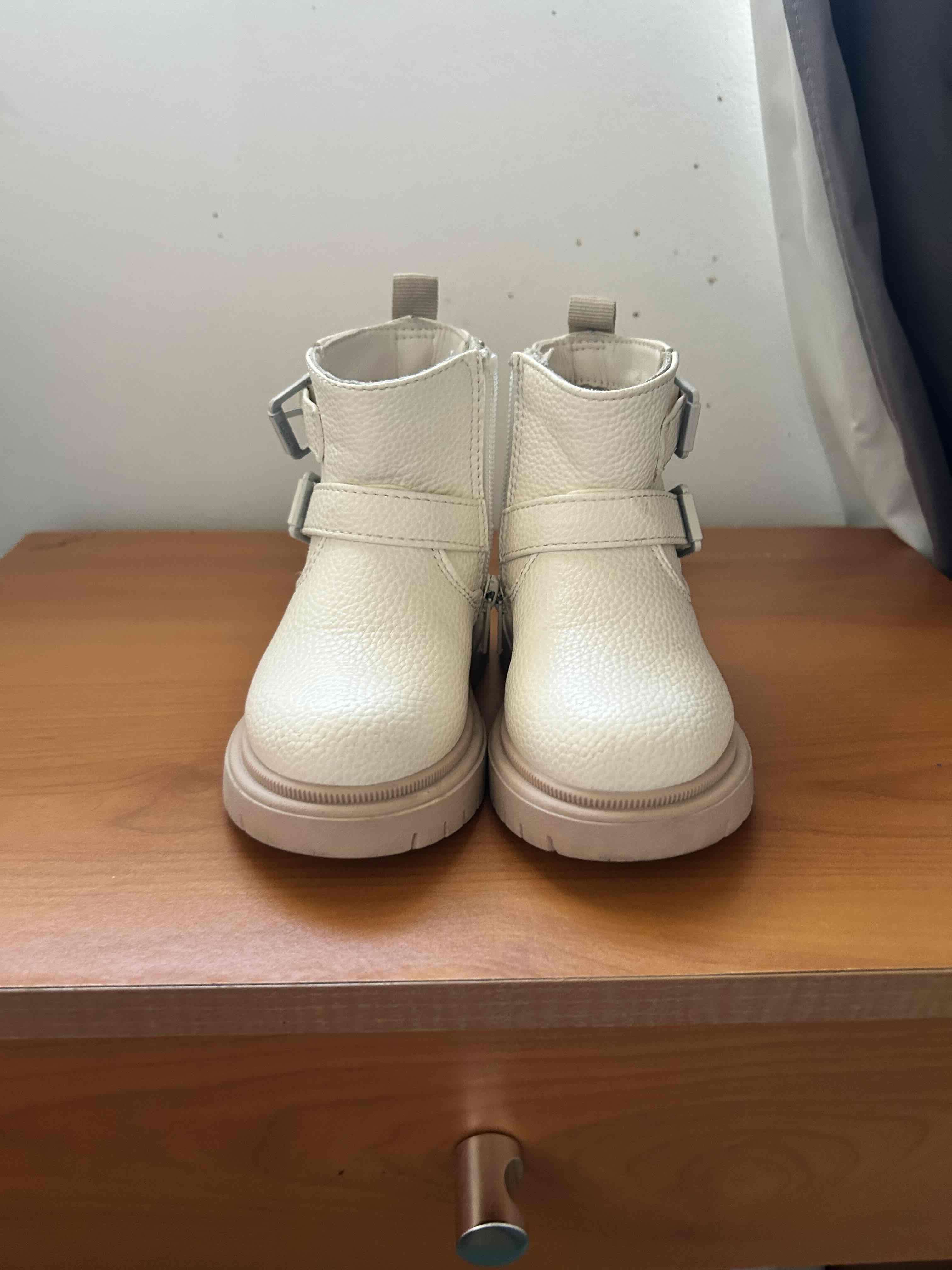 Botas talla 24 color crema - miniatura 2