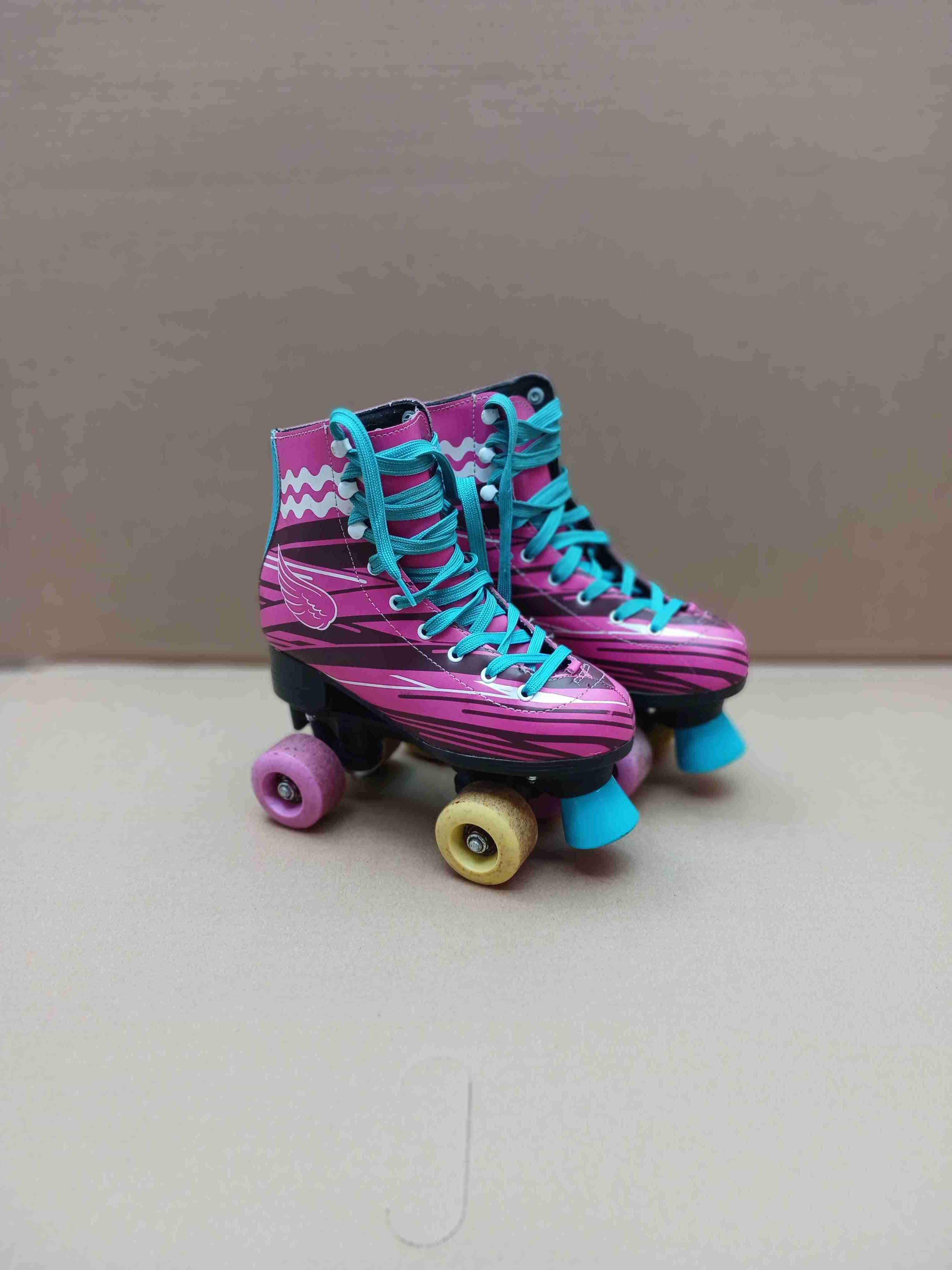 Patines  retro 4 ruedas - miniatura 2