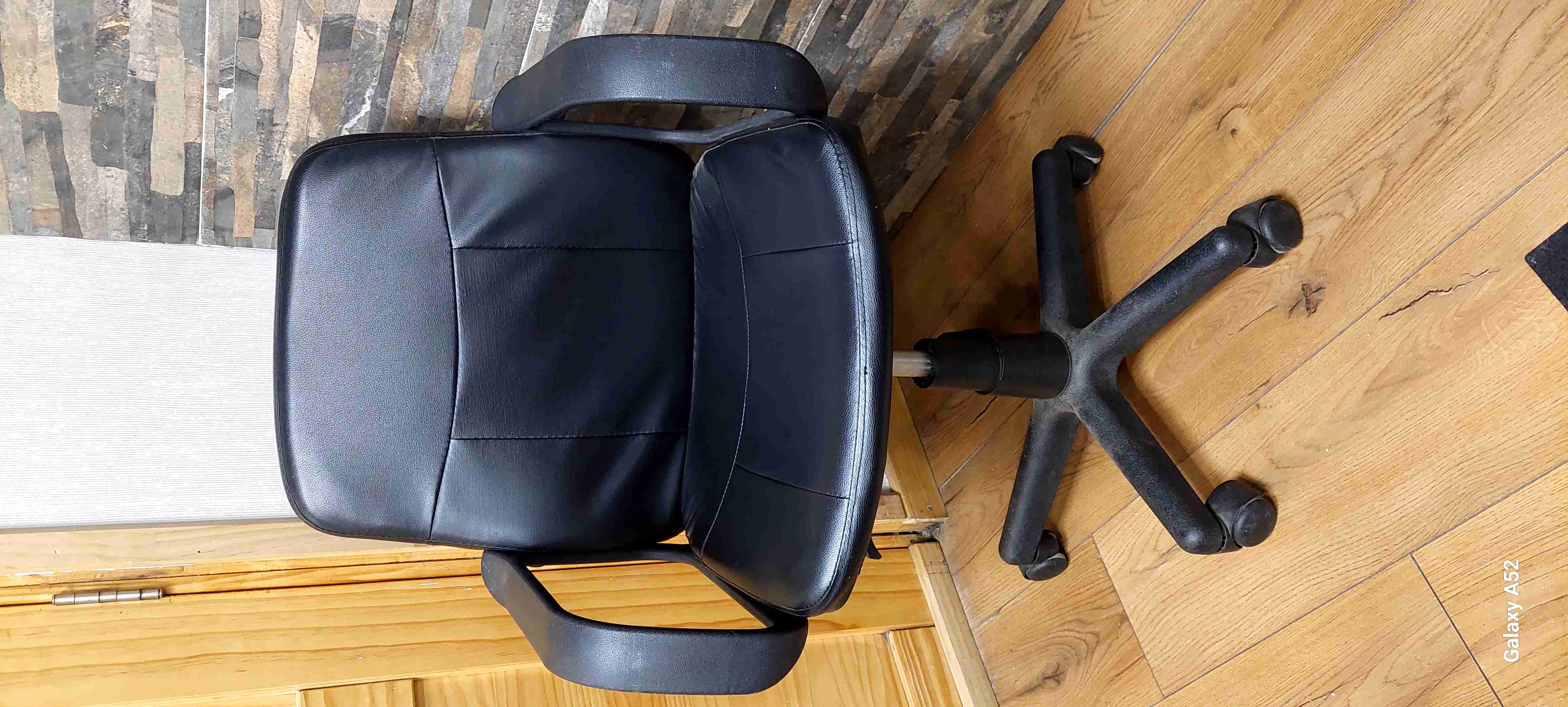 Silla Giratoria negra