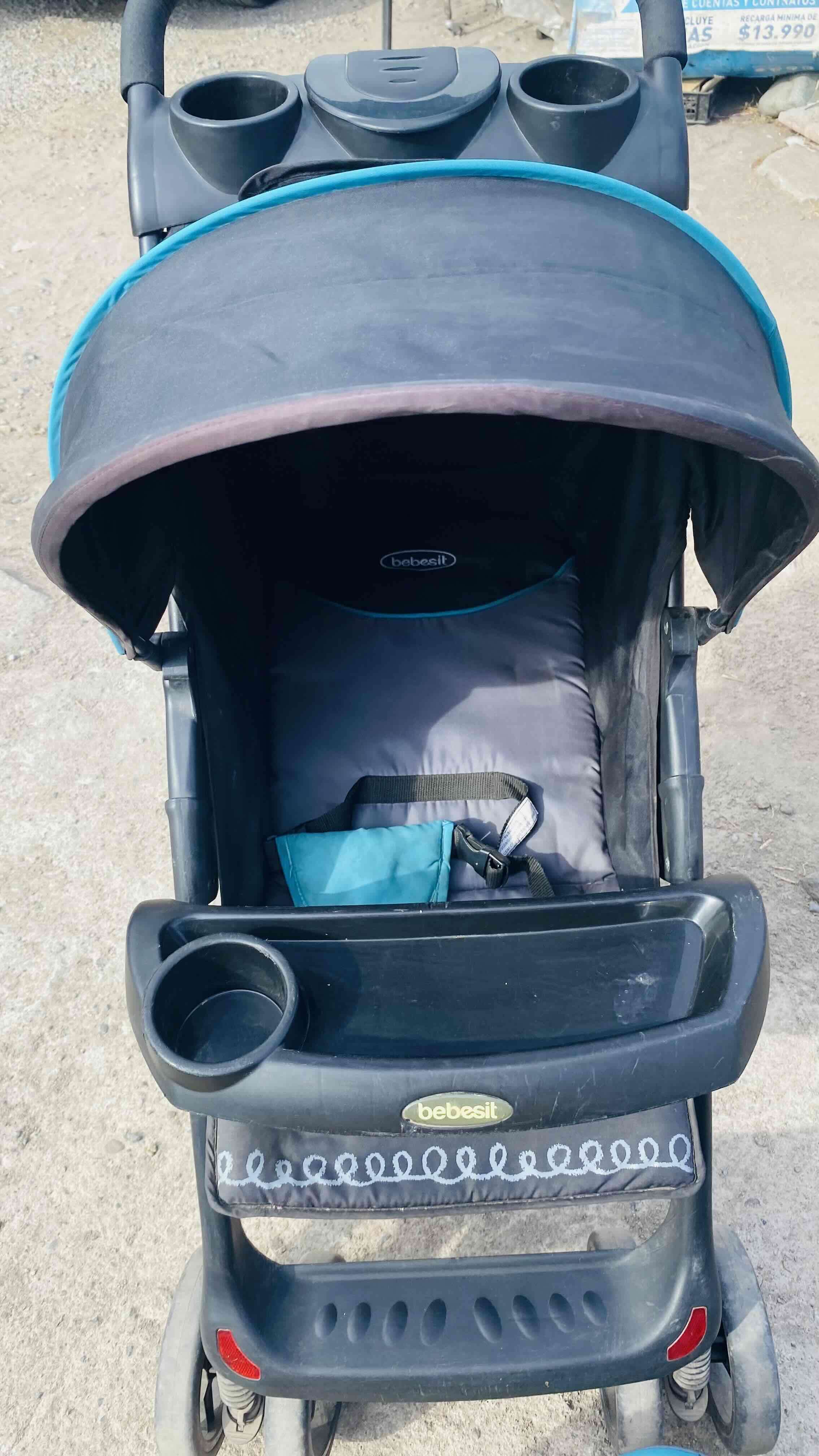 Coche de bebé azul y negro - miniatura 3