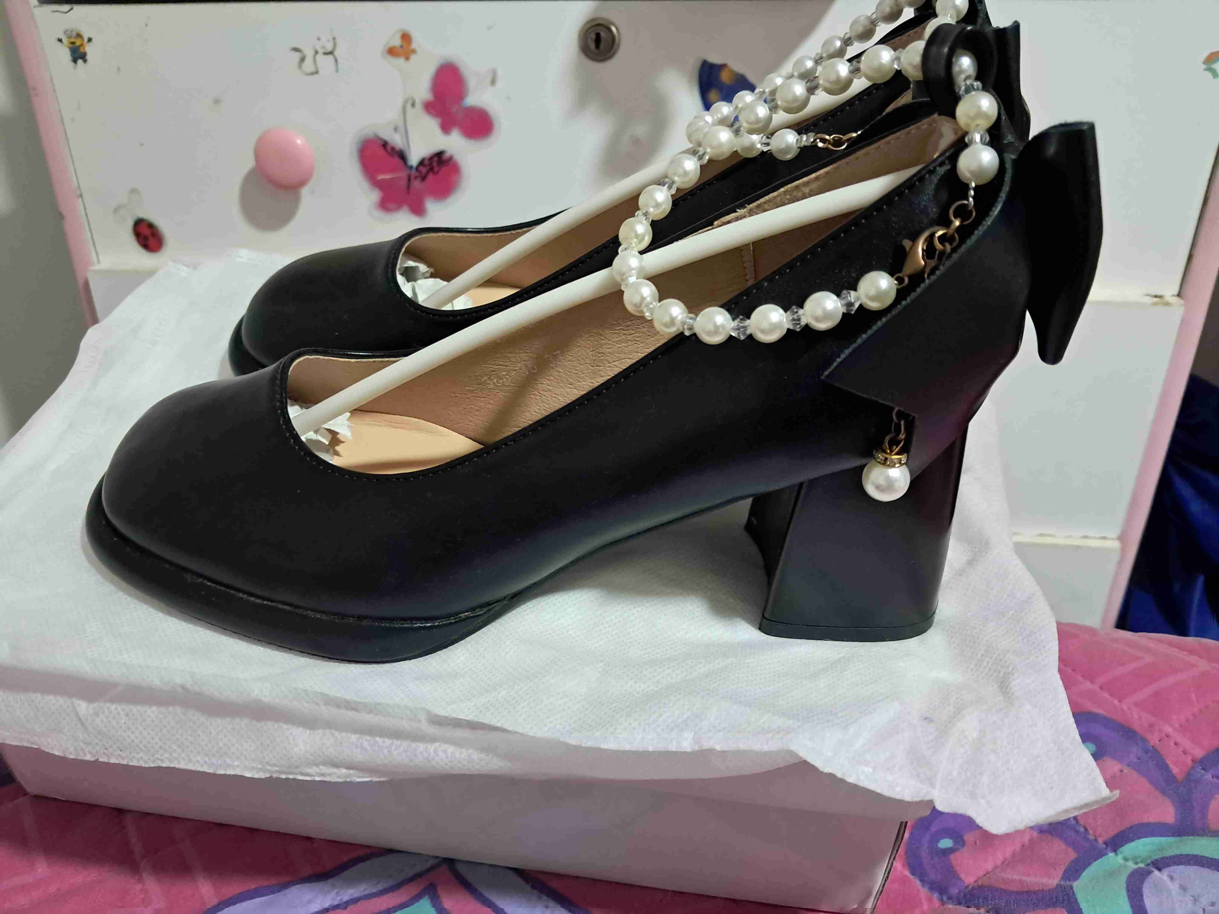 Zapatos negros con perlas - miniatura 3