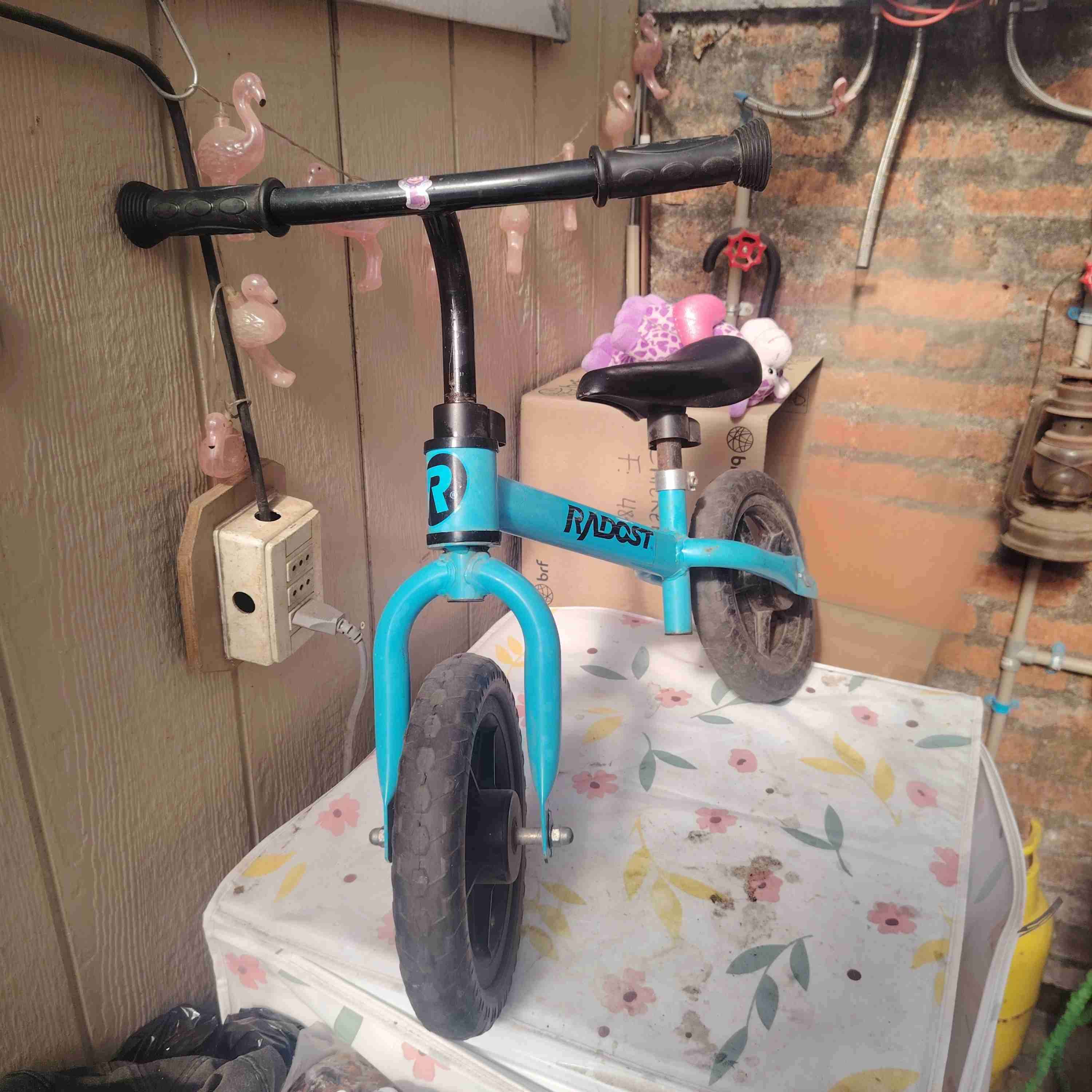 Bicicleta de equilibrio azul Radost - miniatura 2