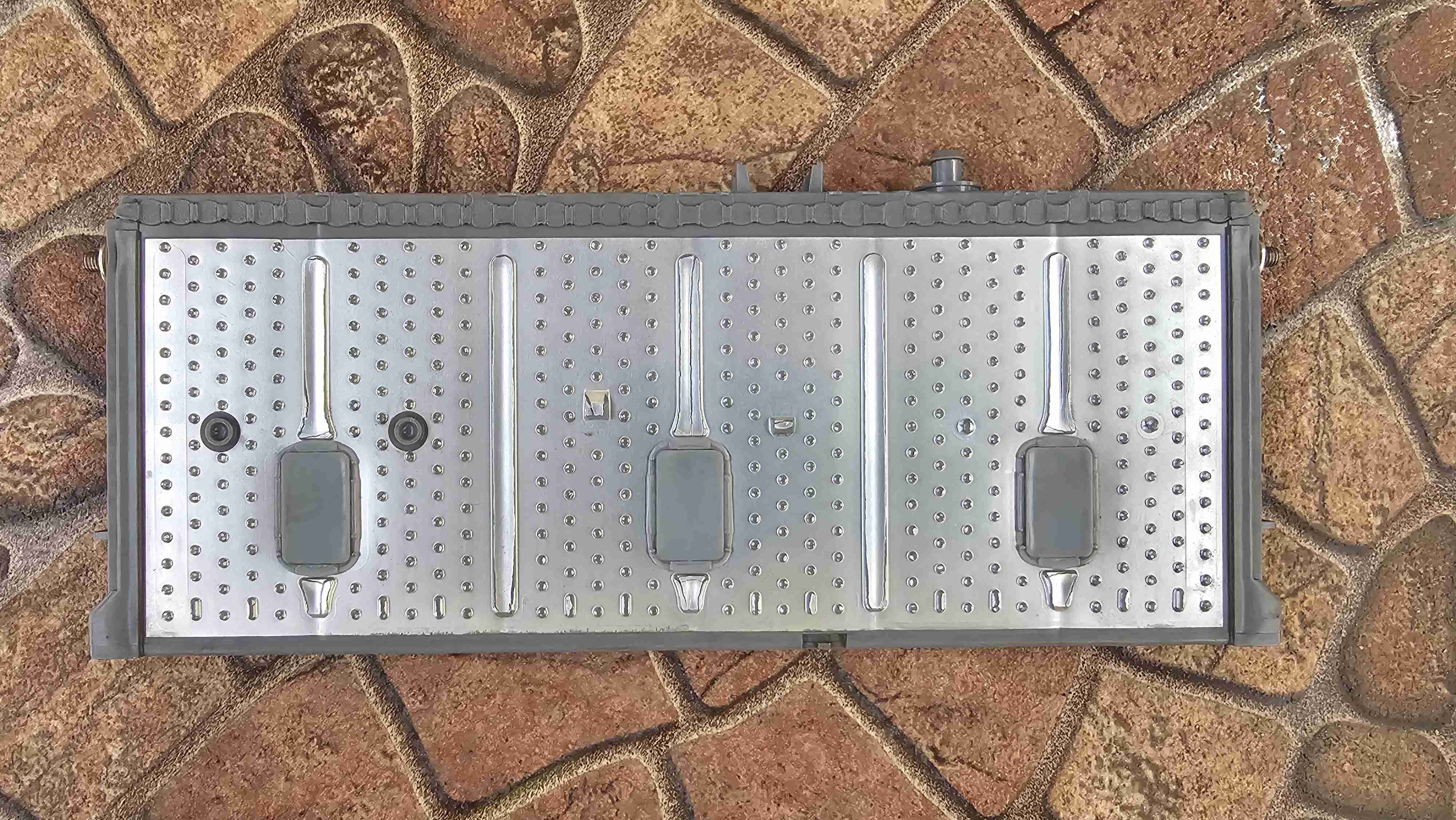 Módulo de batería para automóvil híbrido - miniatura 3