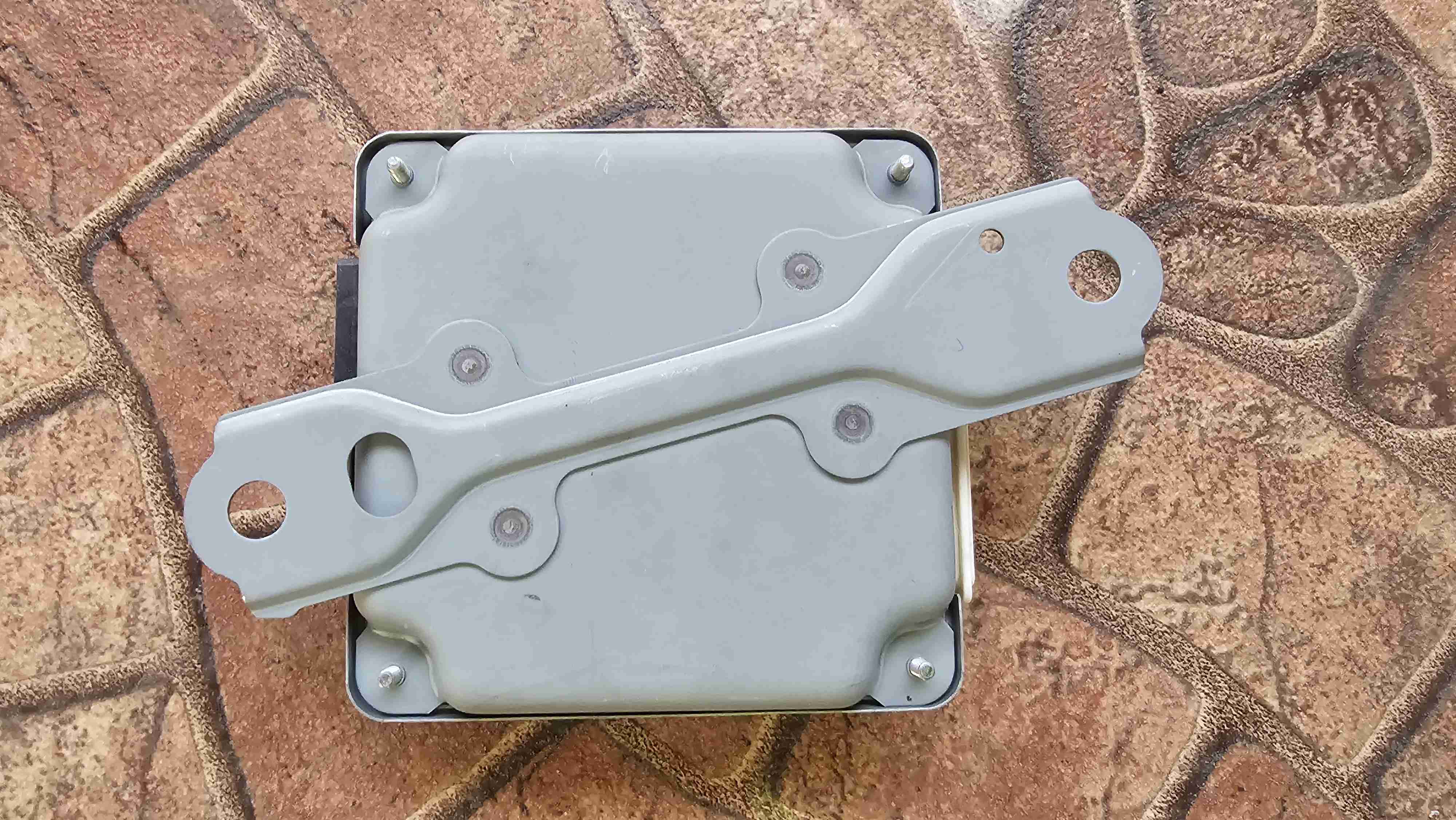 Módulo sensor de batería híbrida marca Denso - miniatura 4