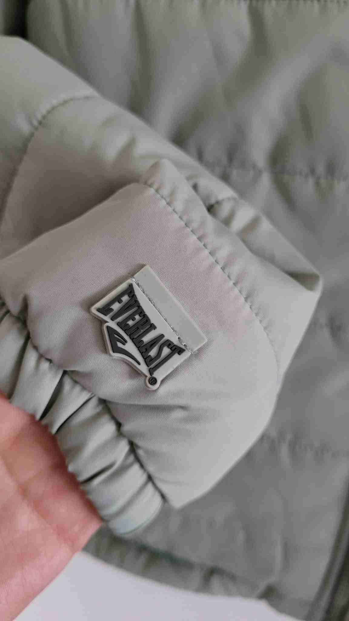 Chaqueta verde Everlast talla M nuevo - miniatura 2