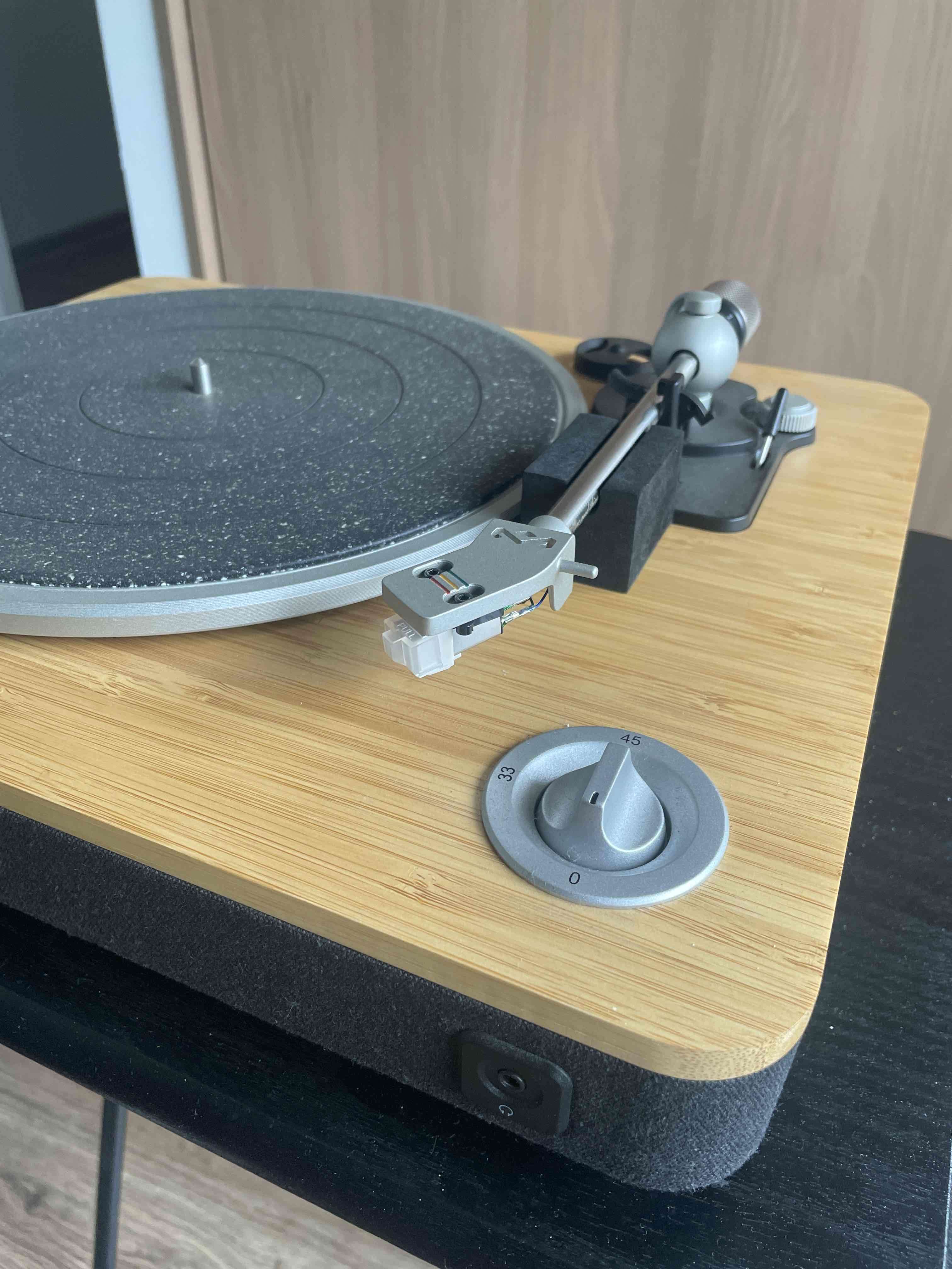 Tornamesa de madera moderna - miniatura 2