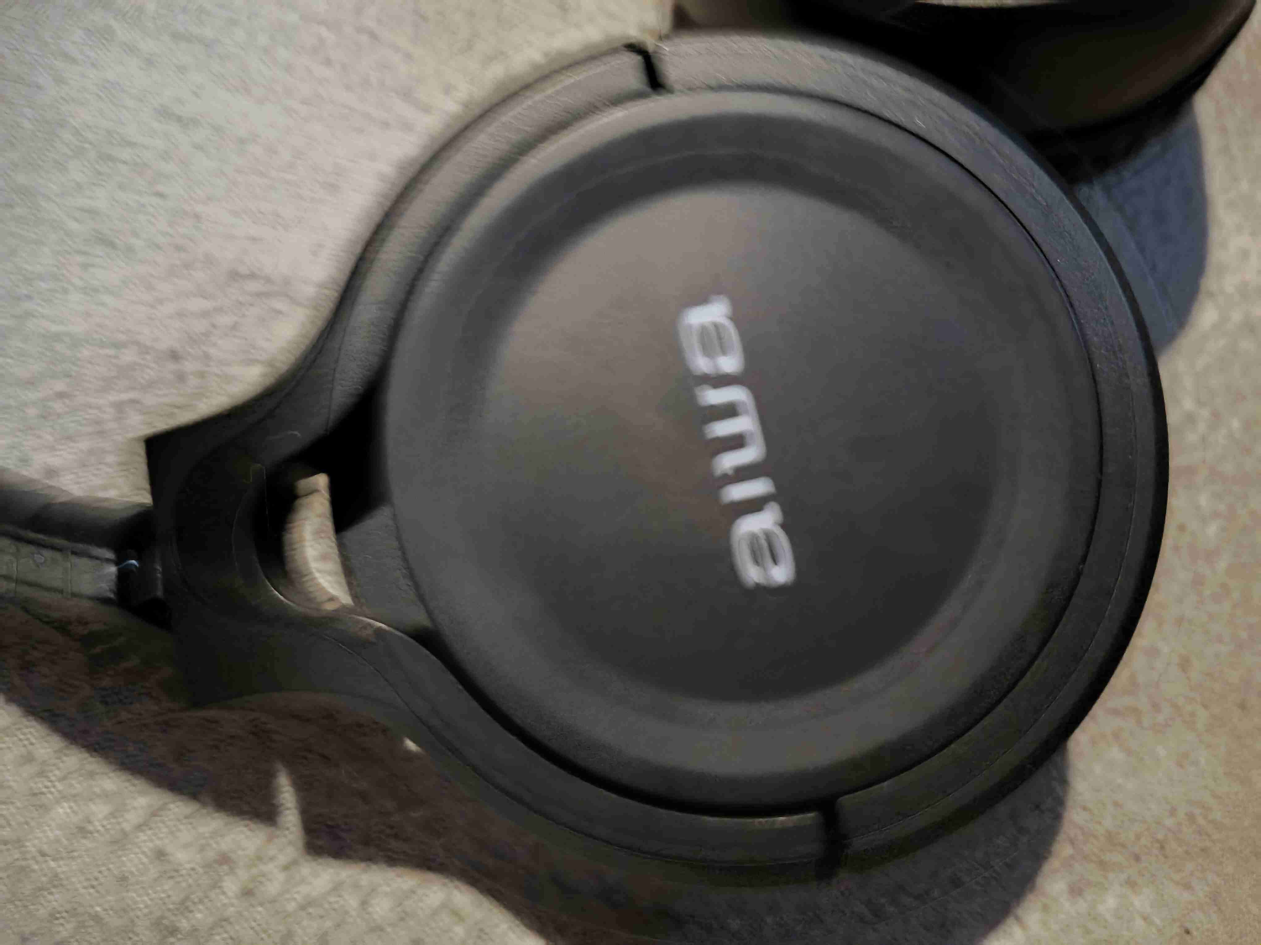 Audífonos Aiwa negros cerrados - miniatura 2