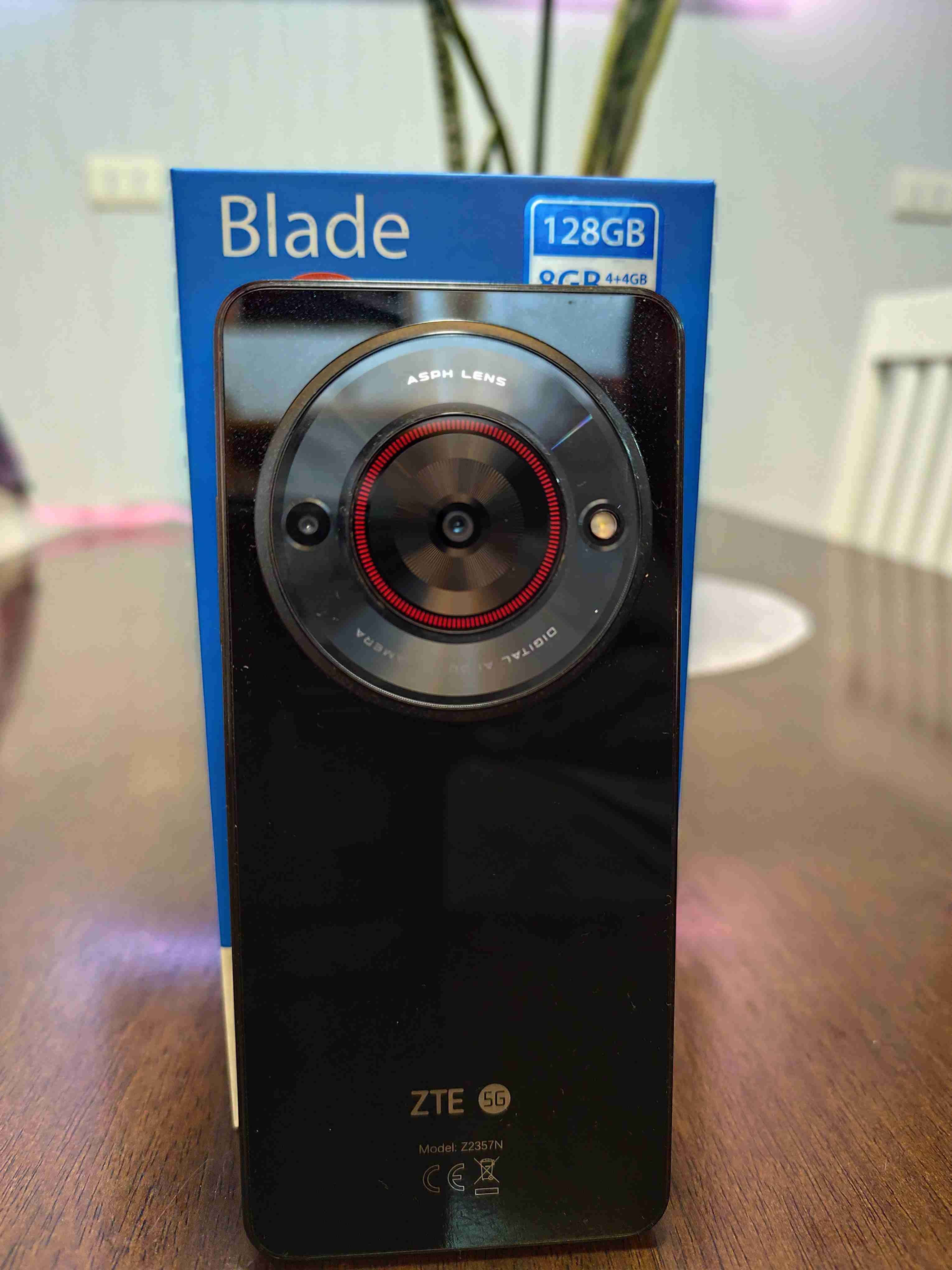Teléfono ZTE Blade 128GB 5G - miniatura 1