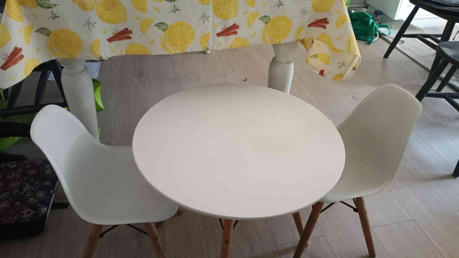 Mesa redonda infantil blanca - miniatura 1