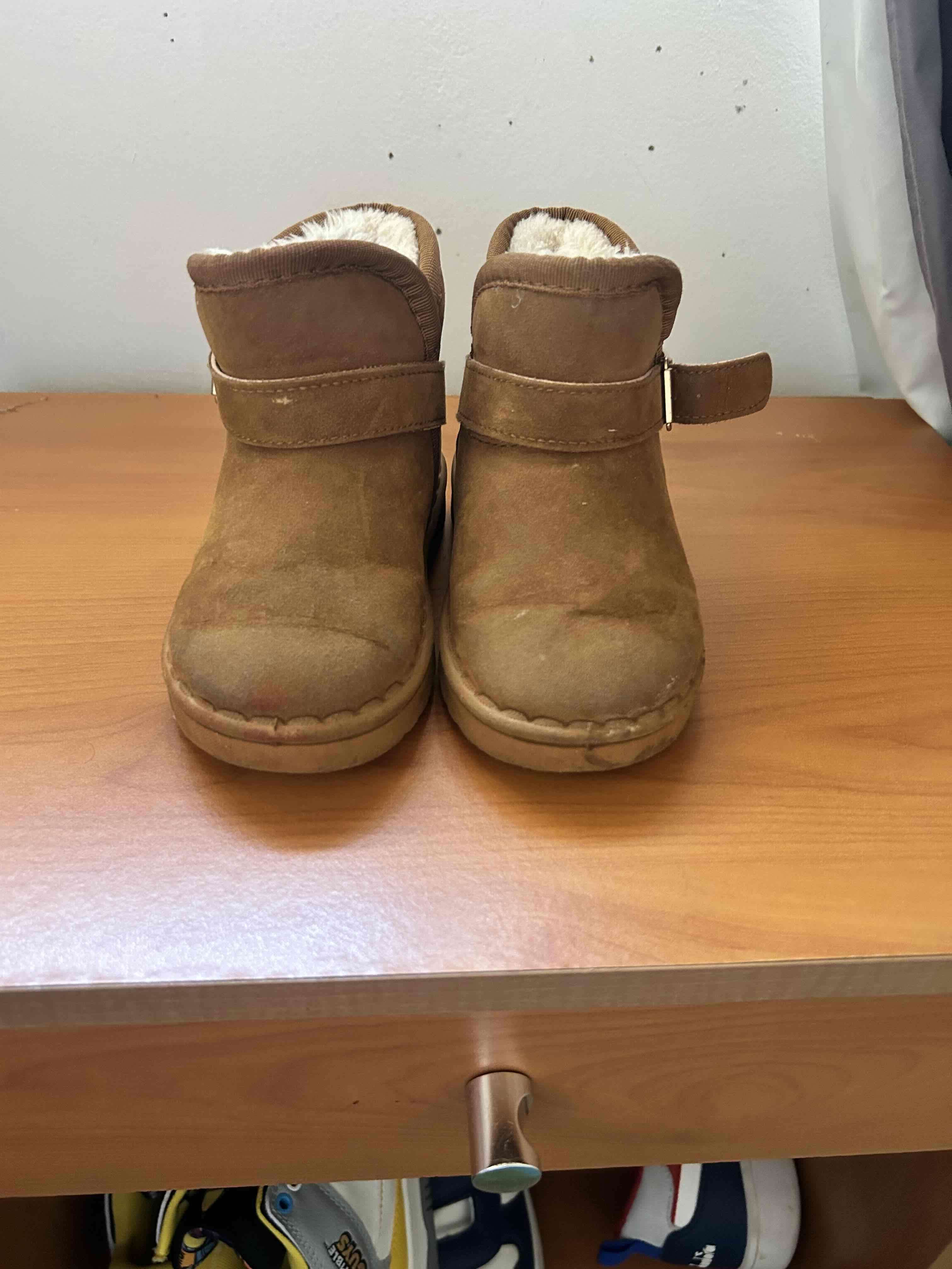 Botas de niña café con forro - miniatura 2