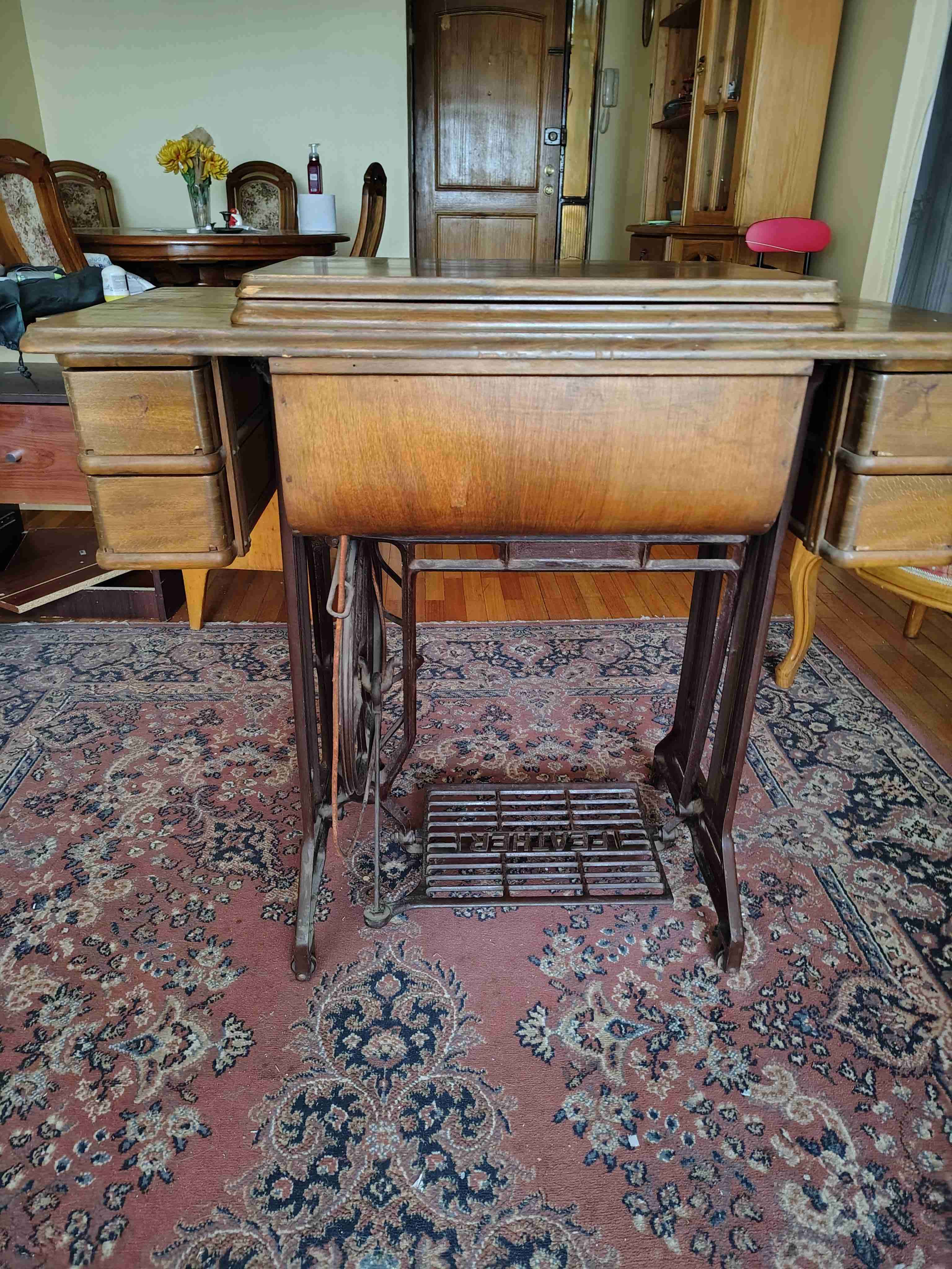 Antigua máquina de coser Feather japonesa - miniatura 2