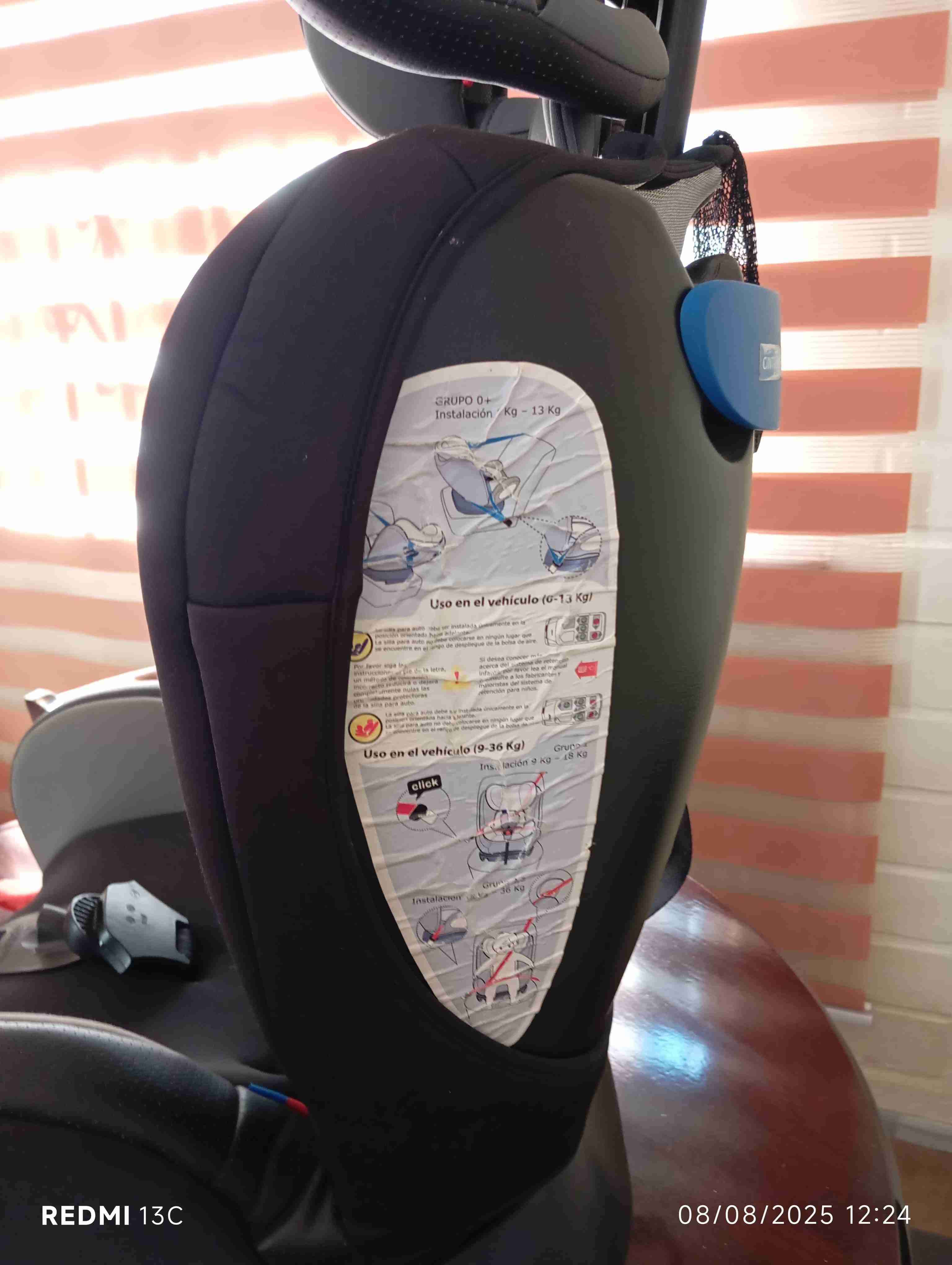 Silla de auto infantil negra - miniatura 5