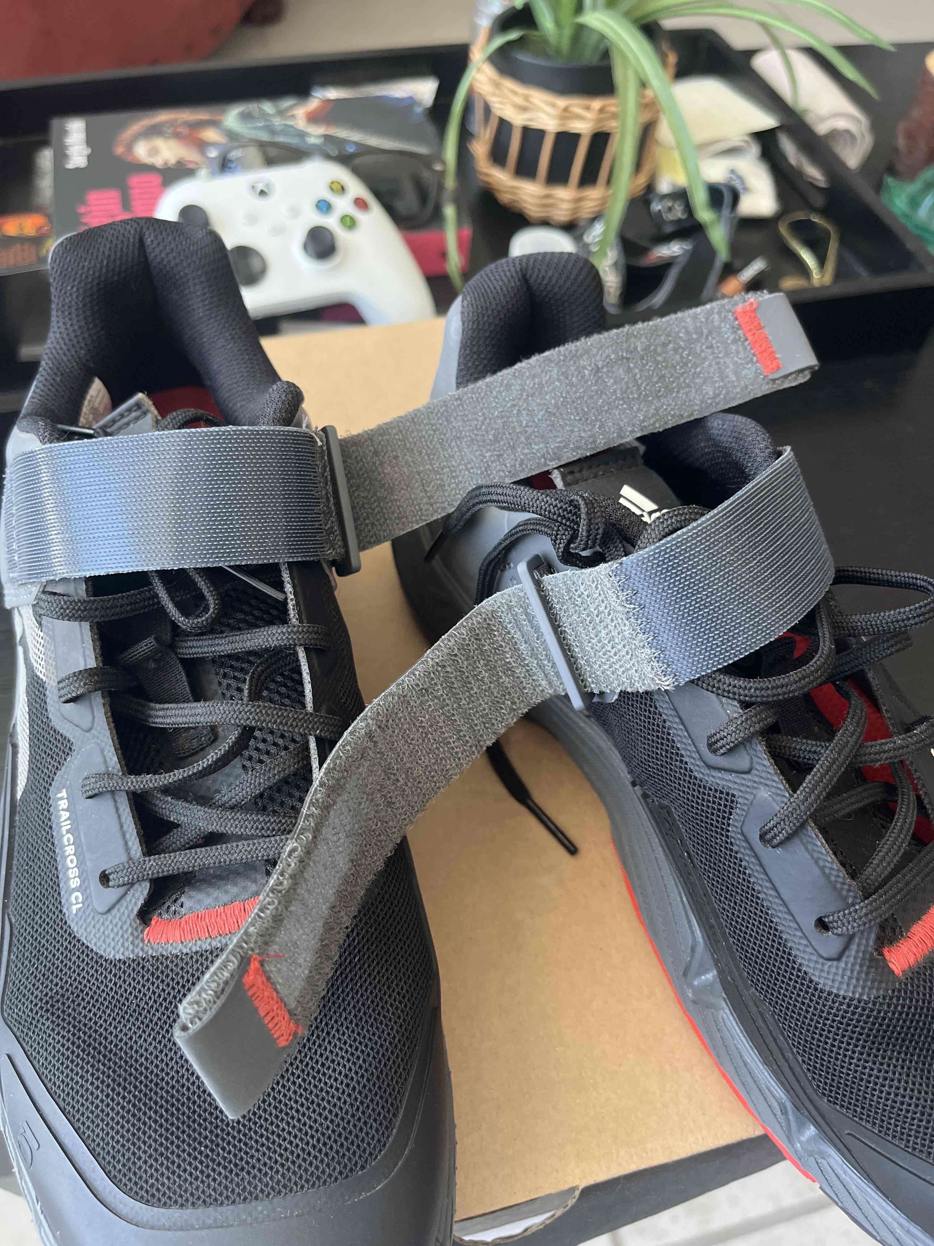 Zapatillas negras de trail - miniatura 5