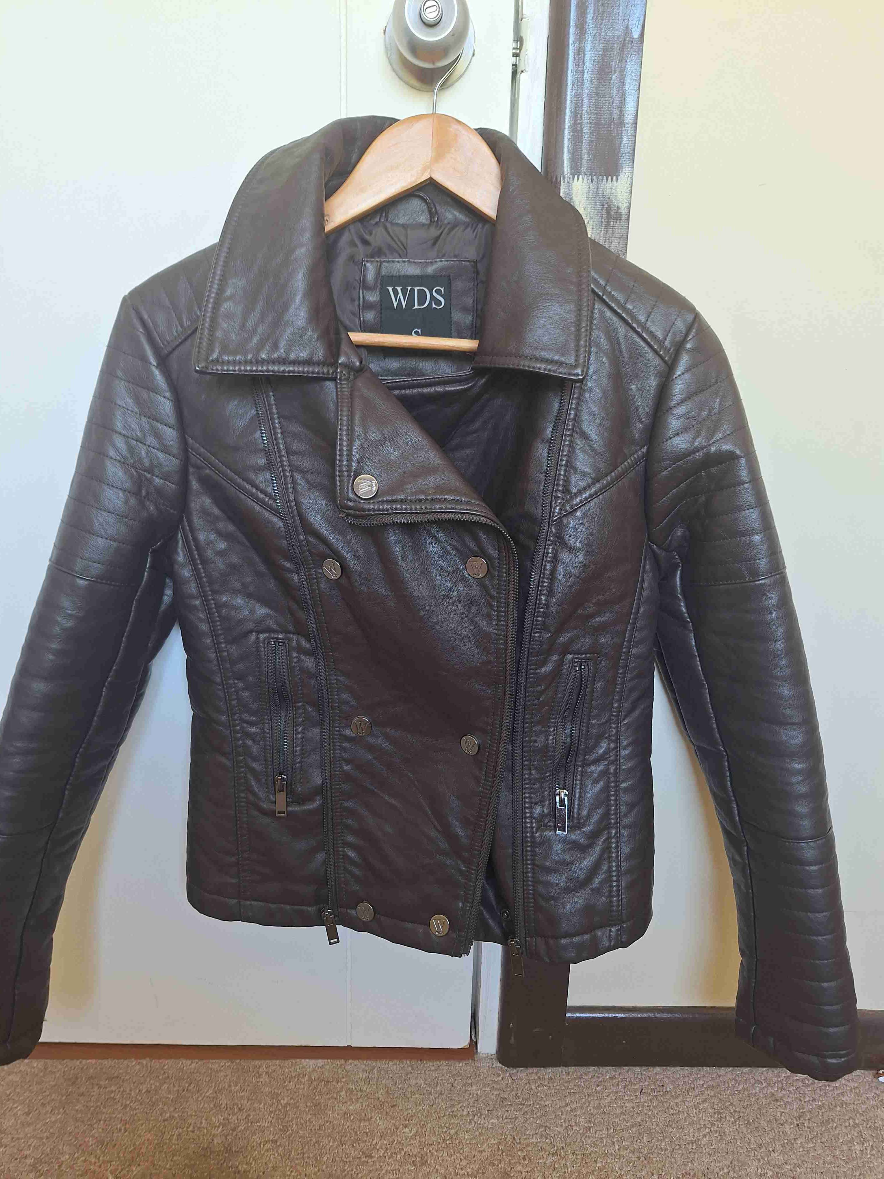 Chaqueta de cuero marrón - miniatura 2