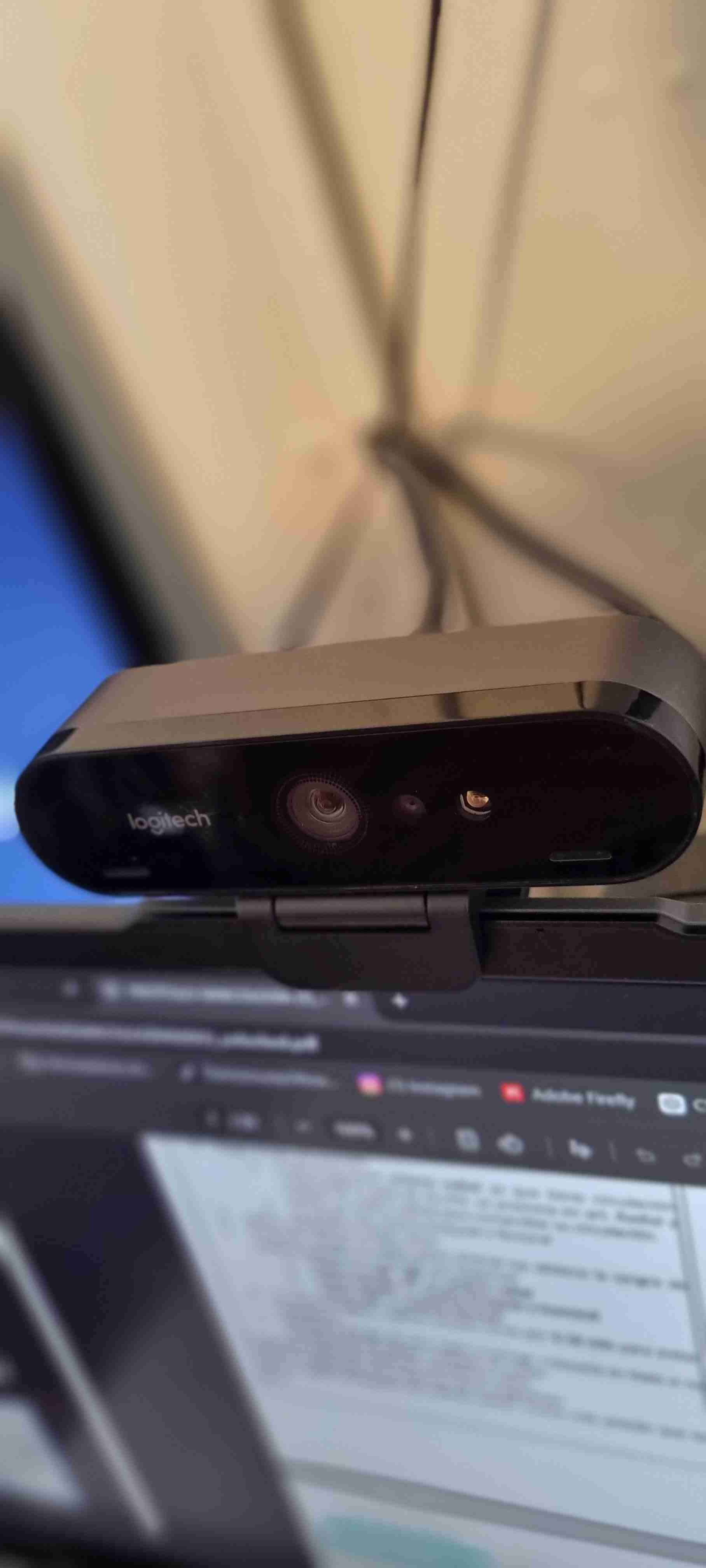 Logitech BRIO 4K ORIGINAL – Calidad PRO + Poco uso - miniatura 3