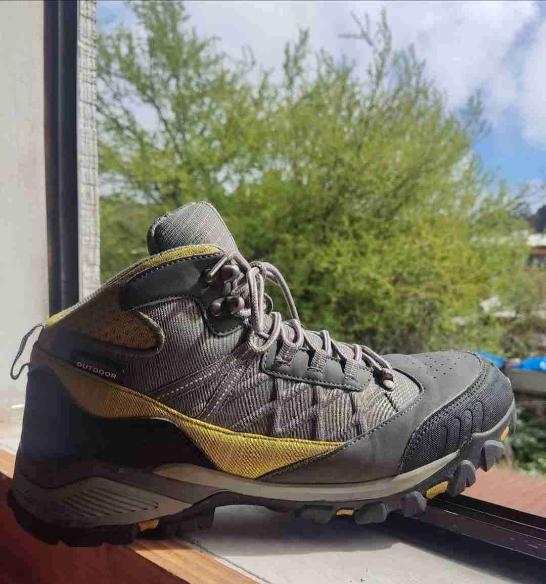 Botines Outdoor Power 44 (precio conversable) - miniatura 2