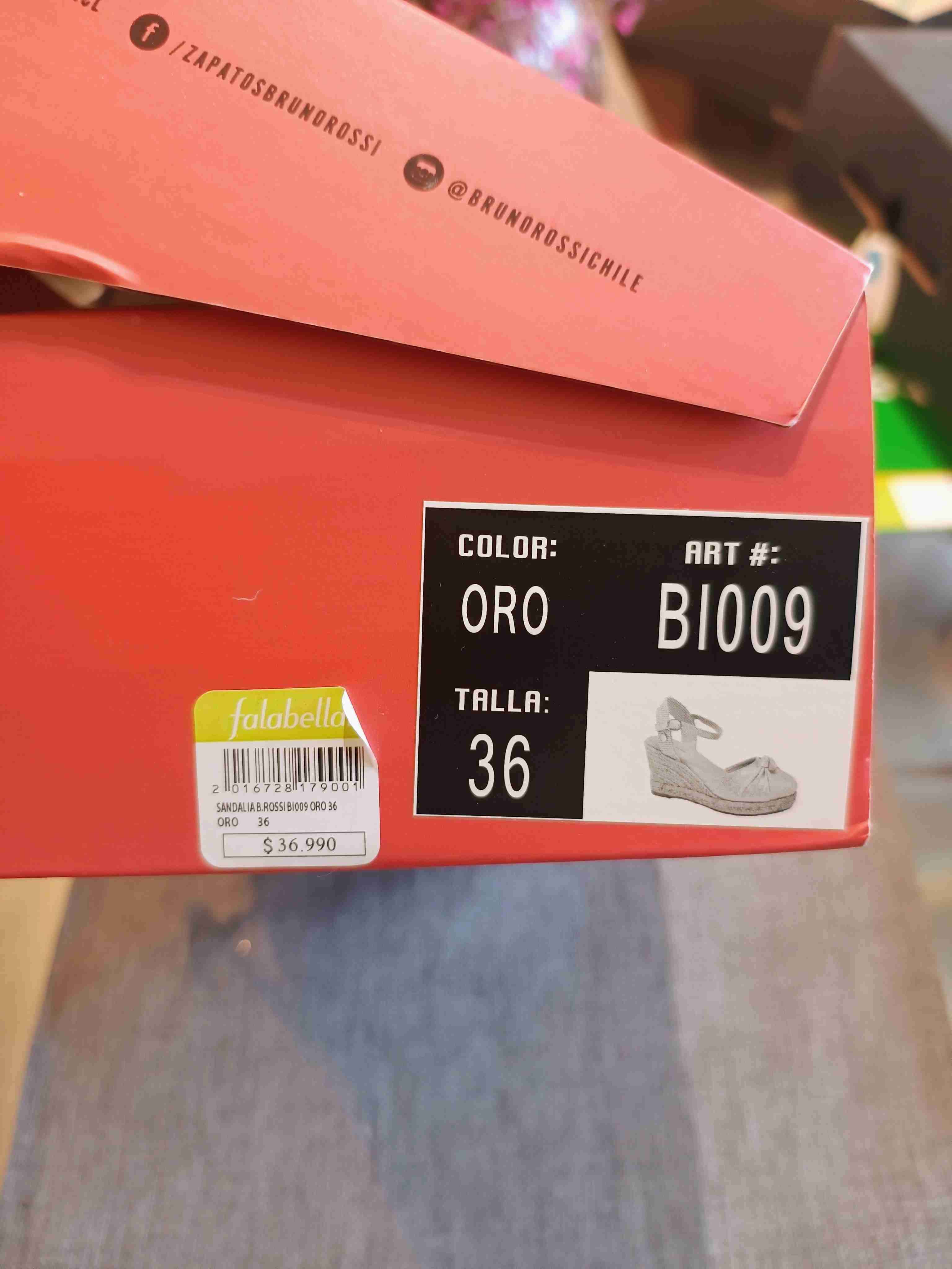 Sandalias de plataforma beige - miniatura 5