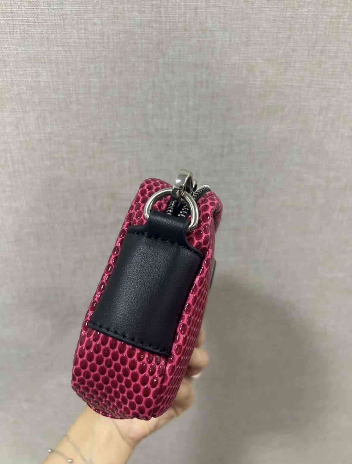 CARTERA BANDOLERA AMPHORA SALMA PEQUEÑA FUCSIA - miniatura 3