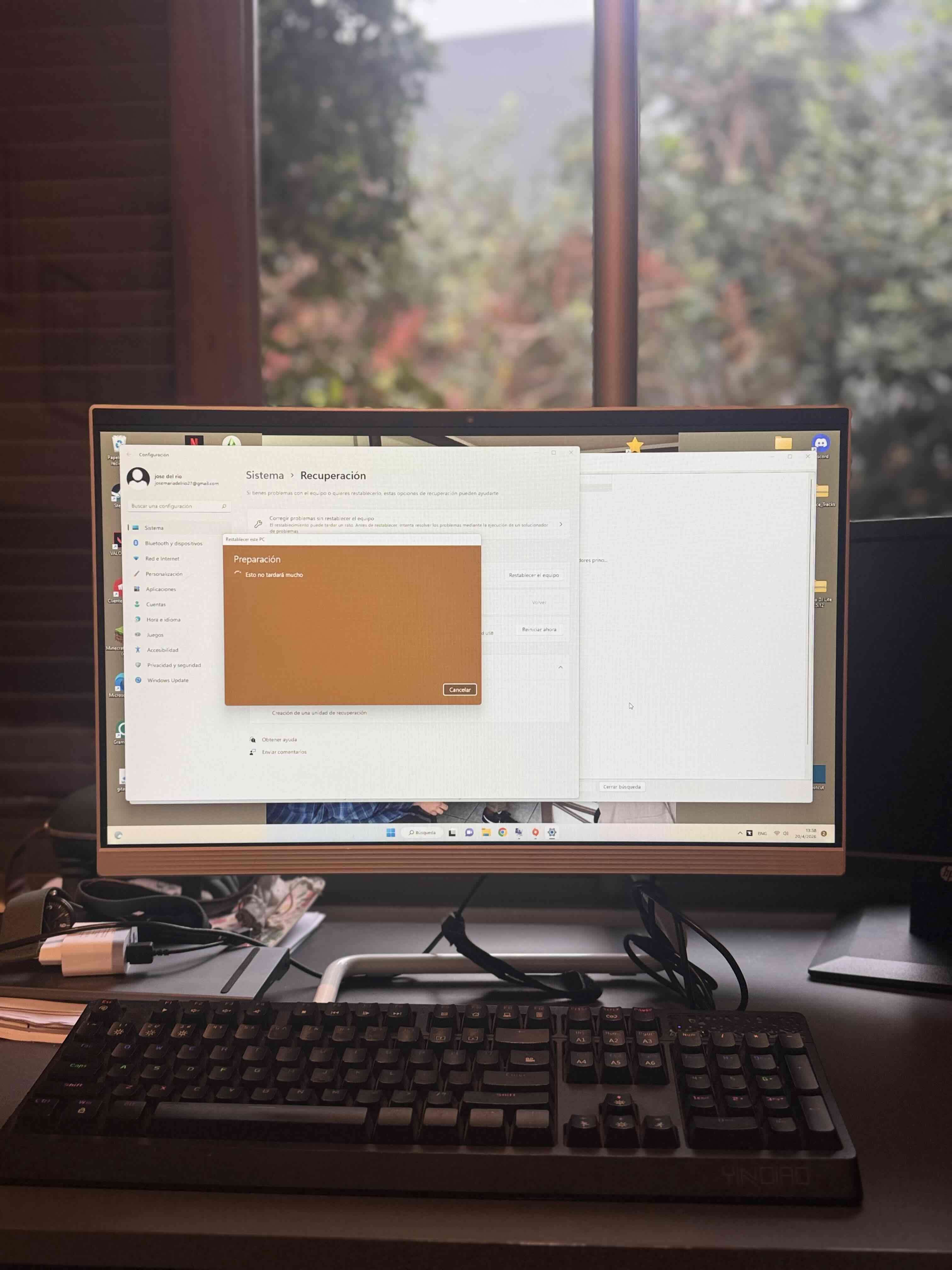 Computador Lenovo AIO A340 - miniatura 1