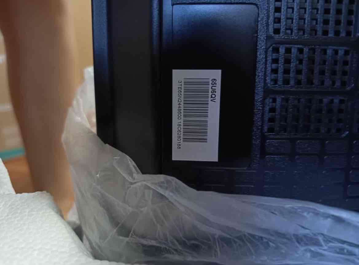 TV Hisense 65” MiniLED ULED para repuestos - miniatura 4