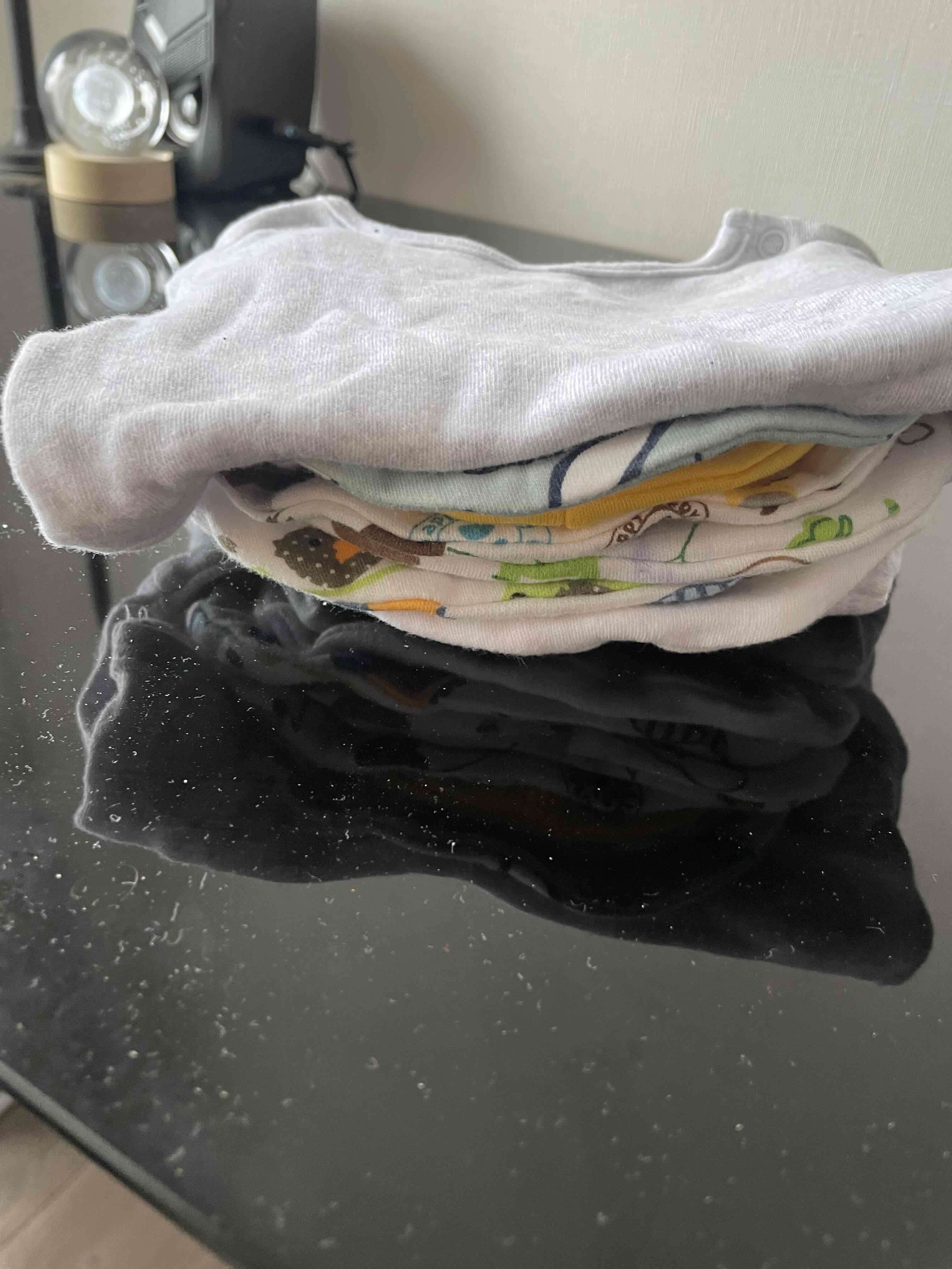 Conjunto de body y gorros para bebé - miniatura 2