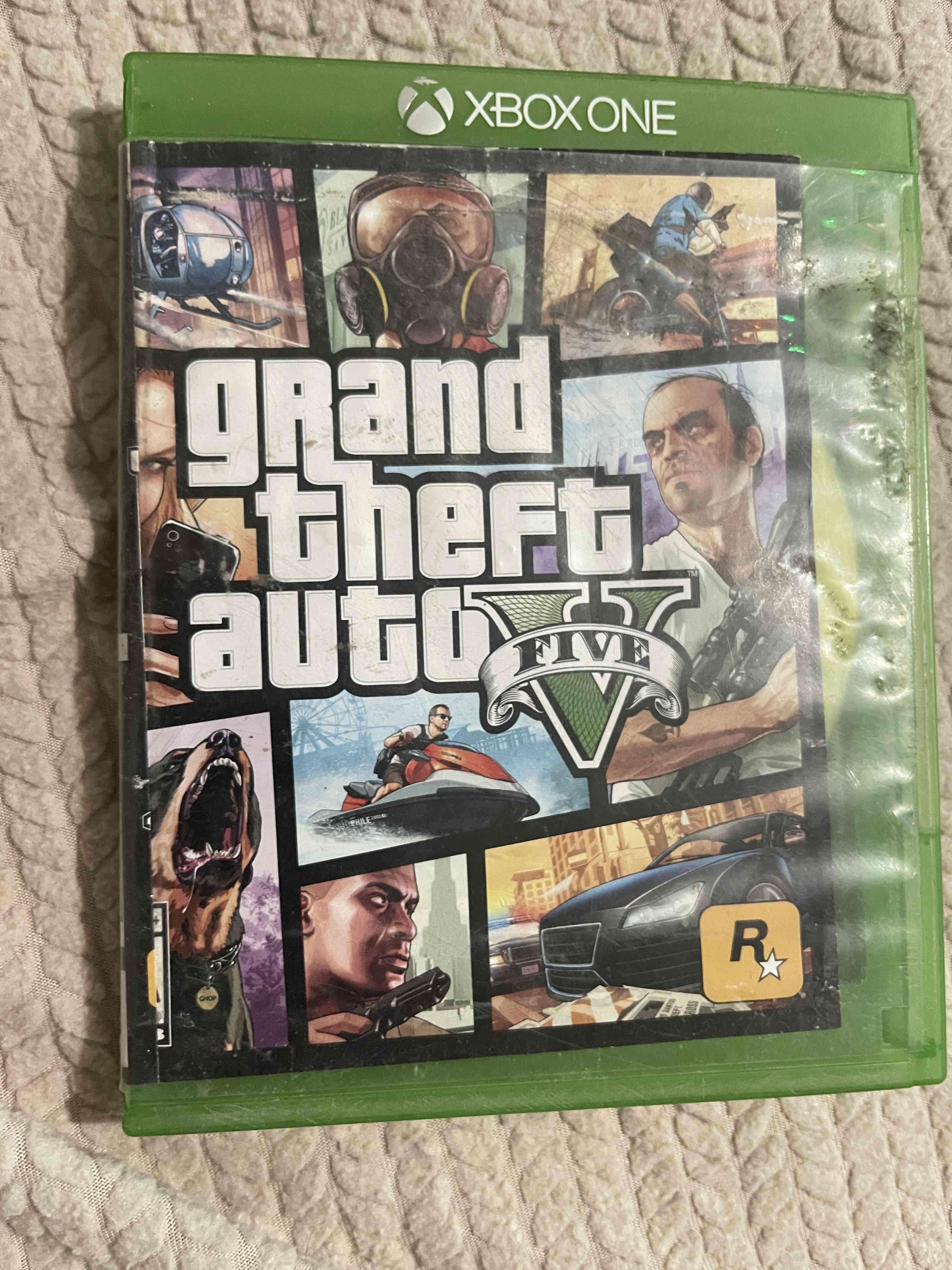Juego Xbox One Grand Theft Auto V - miniatura 1