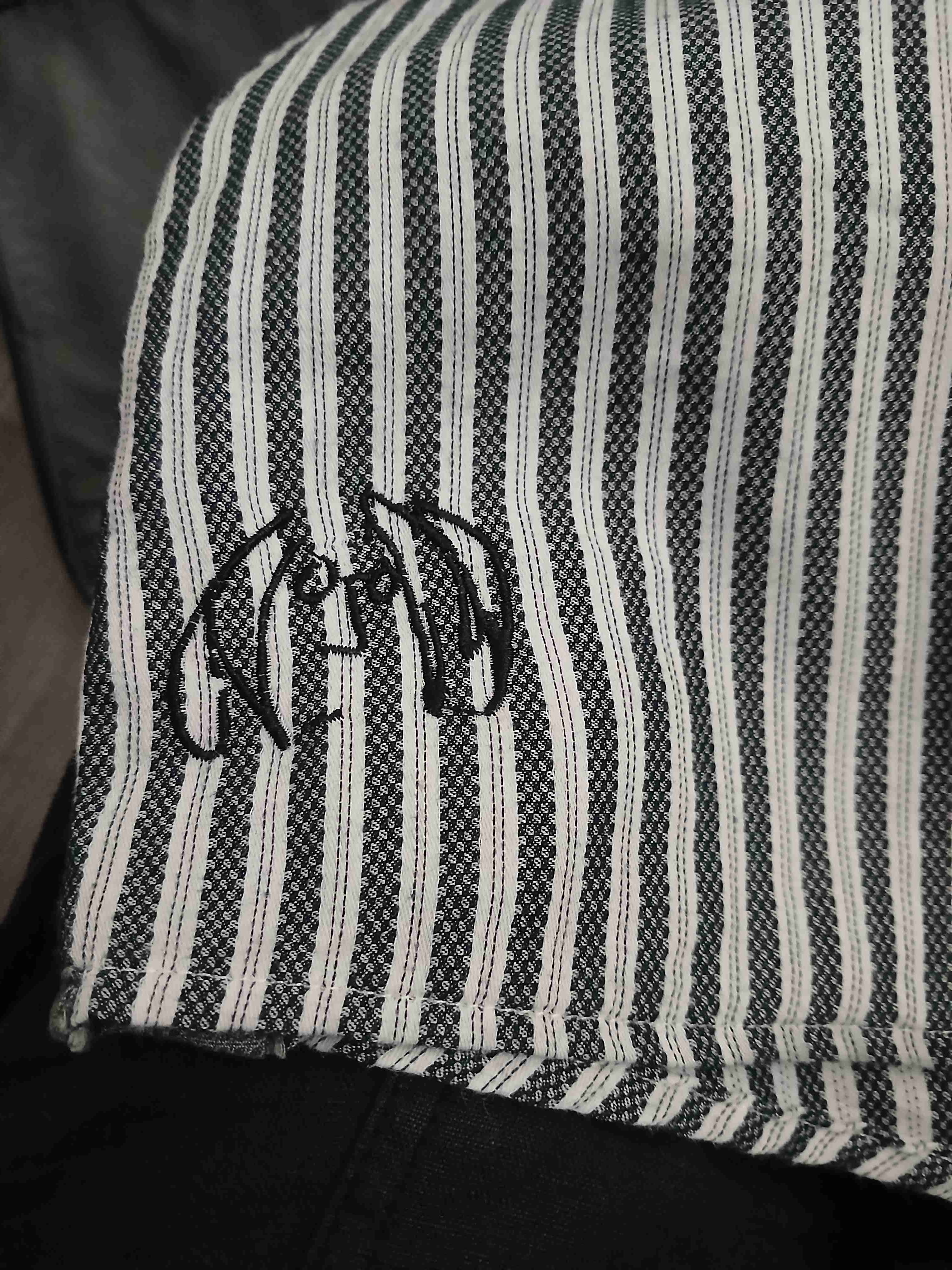 Camisa a rayas estilo casual - miniatura 3