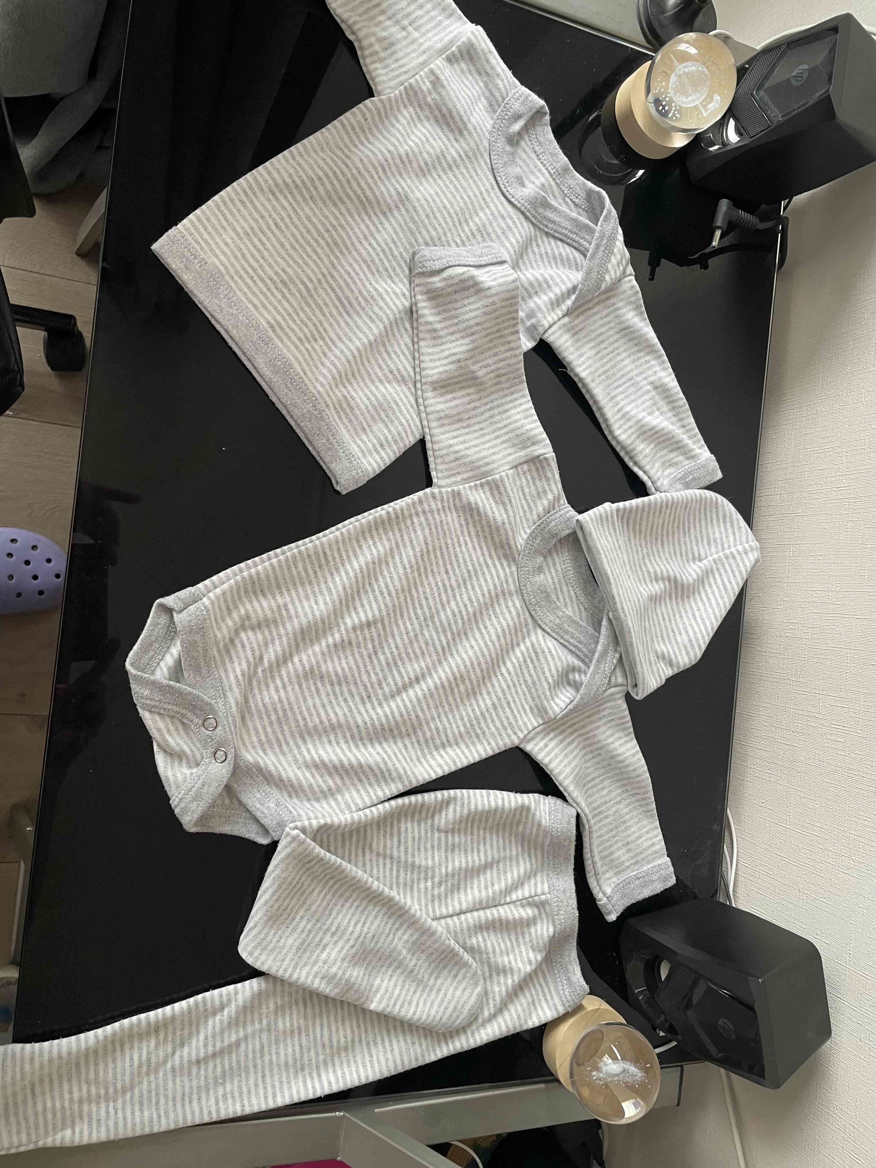 Set pijama bebé dinosaurios gris - miniatura 3