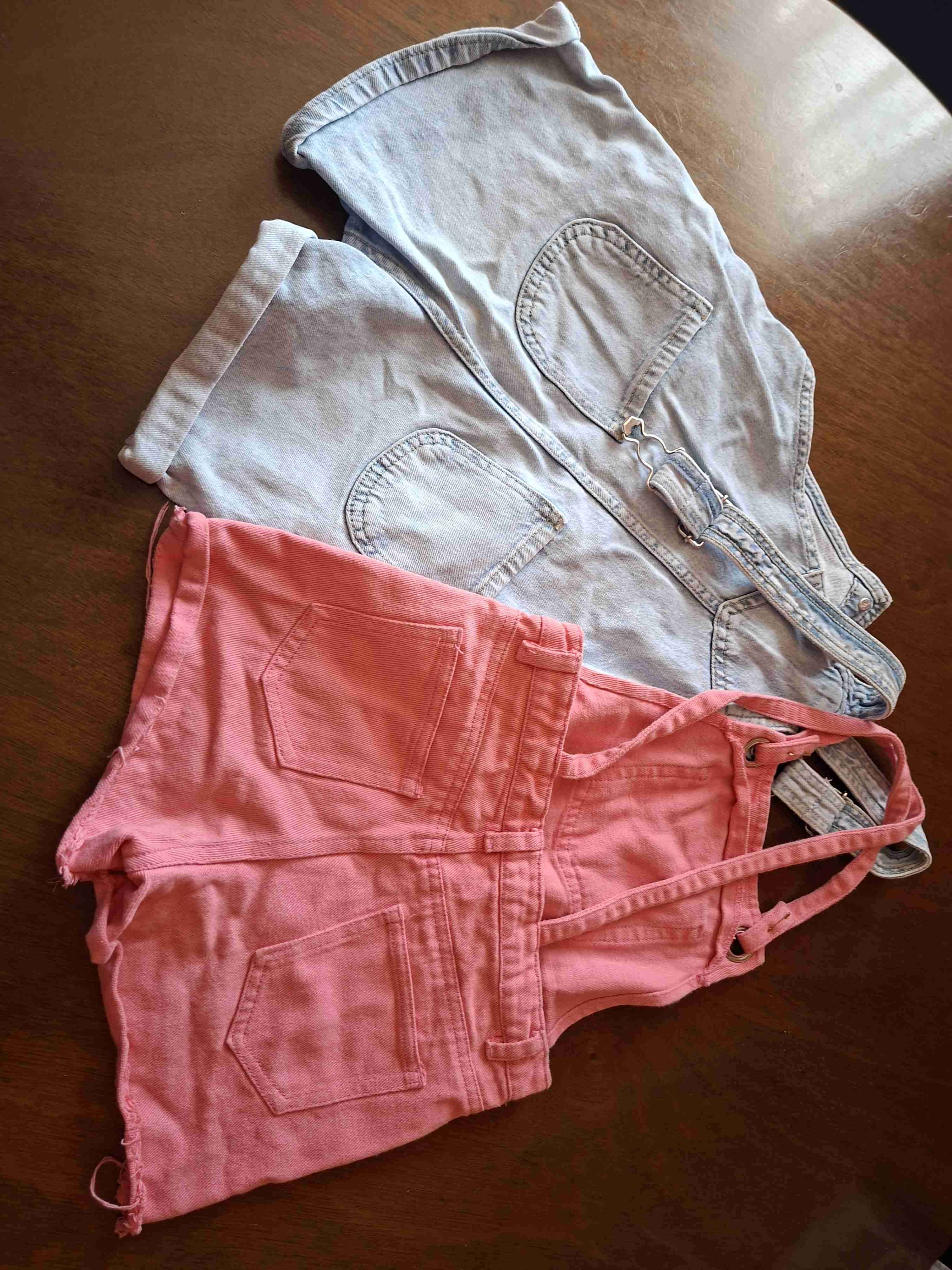 Jardineras de mezclilla y rosada - miniatura 2