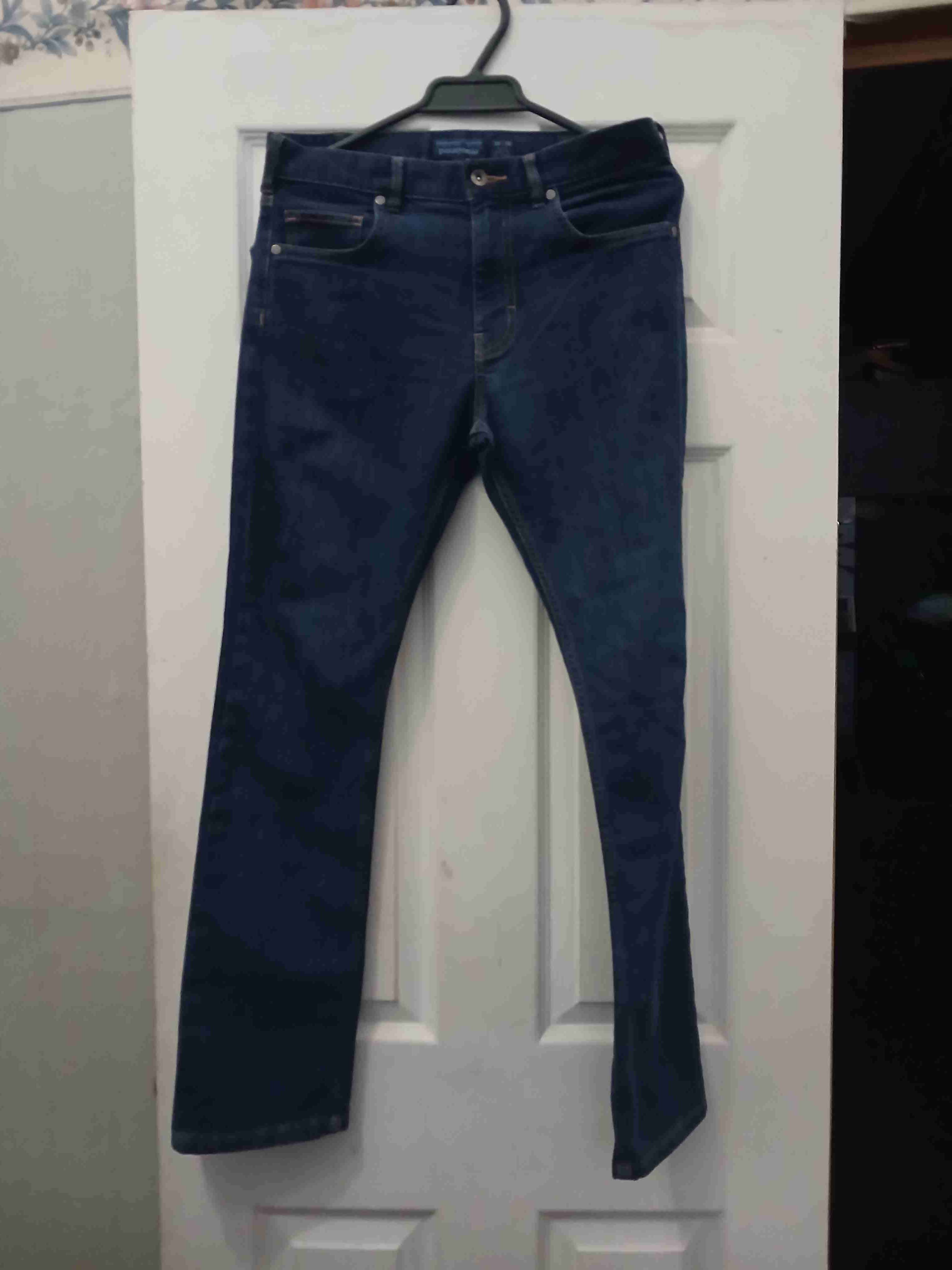 Jeans azul oscuro