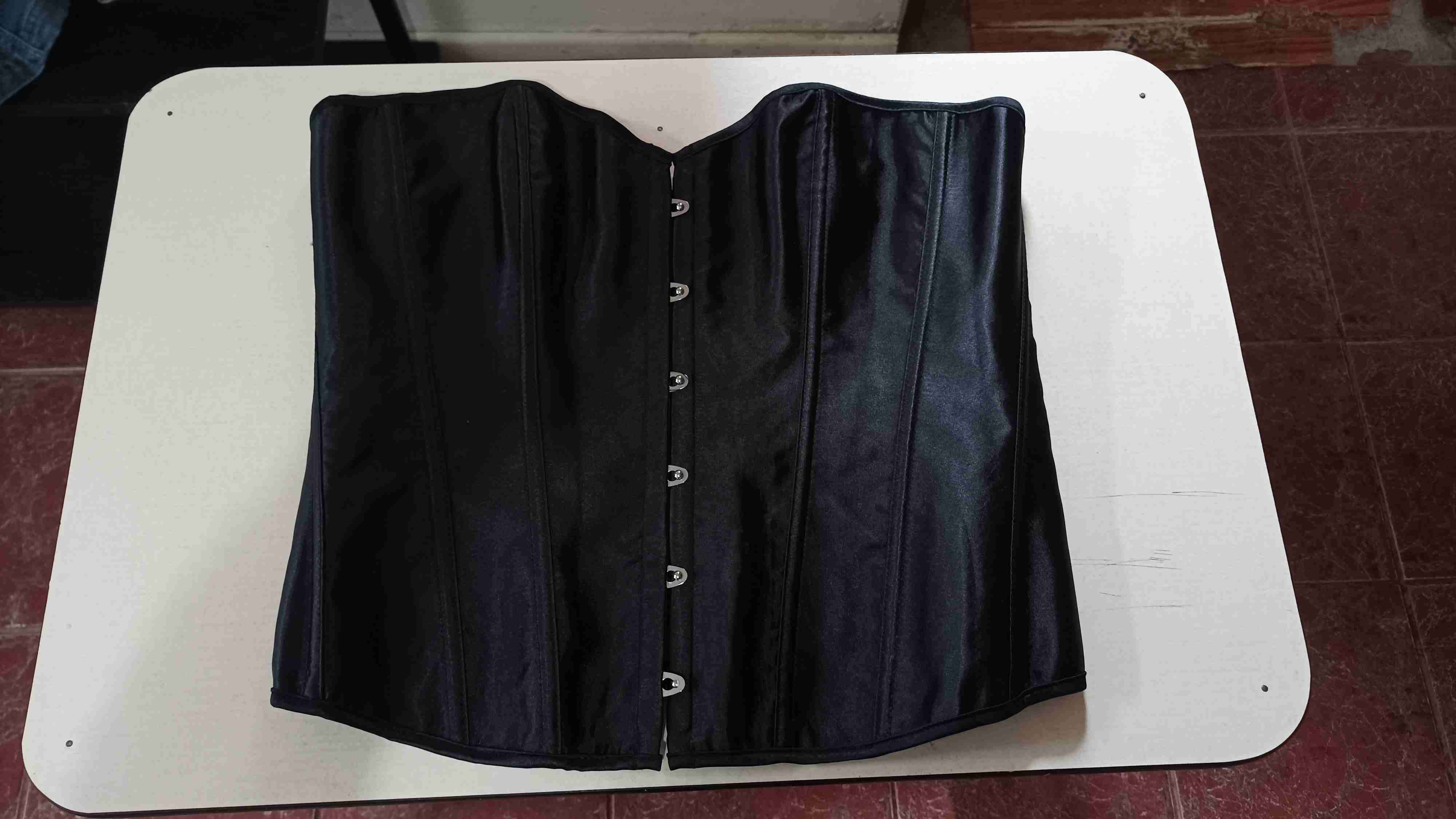 Corpiño negro clásico - miniatura 1