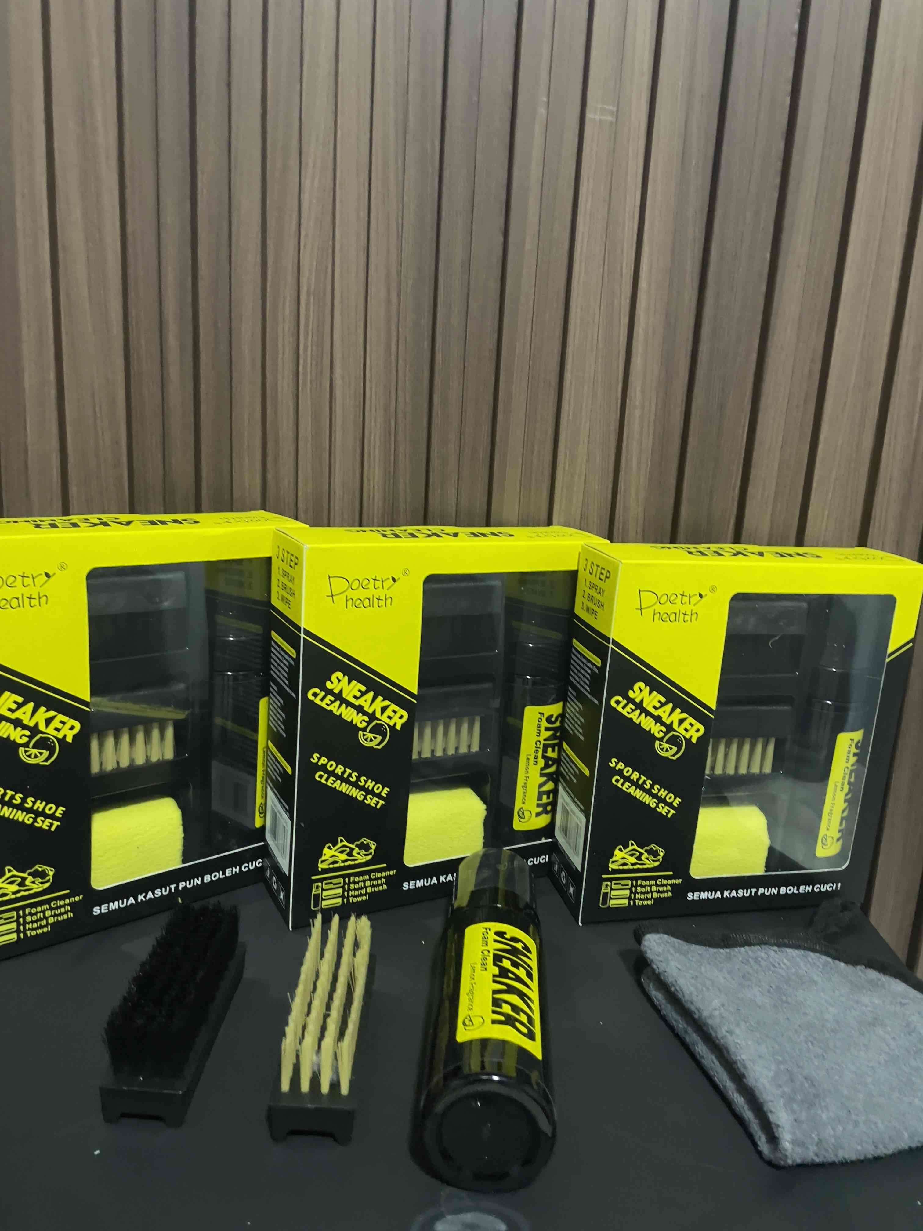 Kit de limpieza para zapatillas Poetry Health - miniatura 2