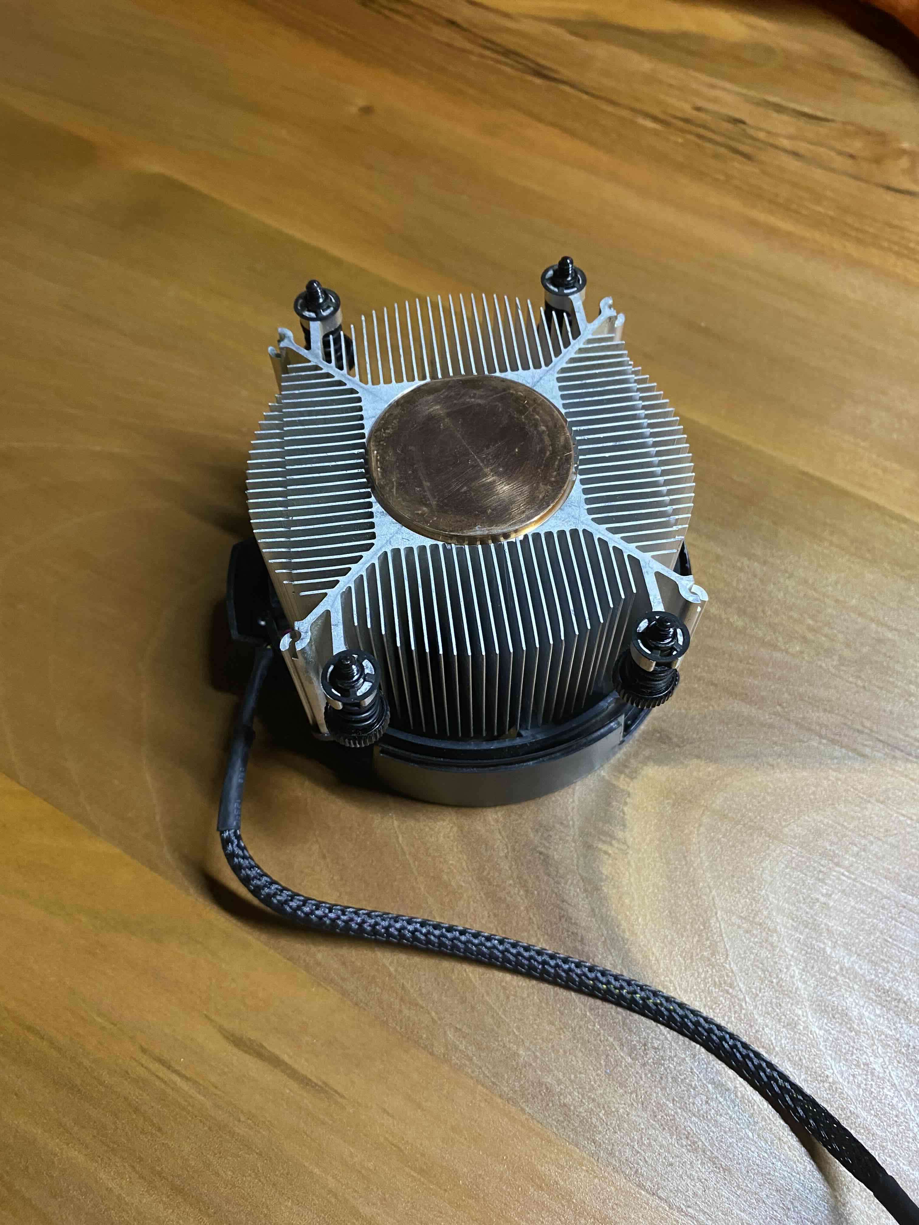 Ventilador CPU AMD AM4 Funcionando - miniatura 3