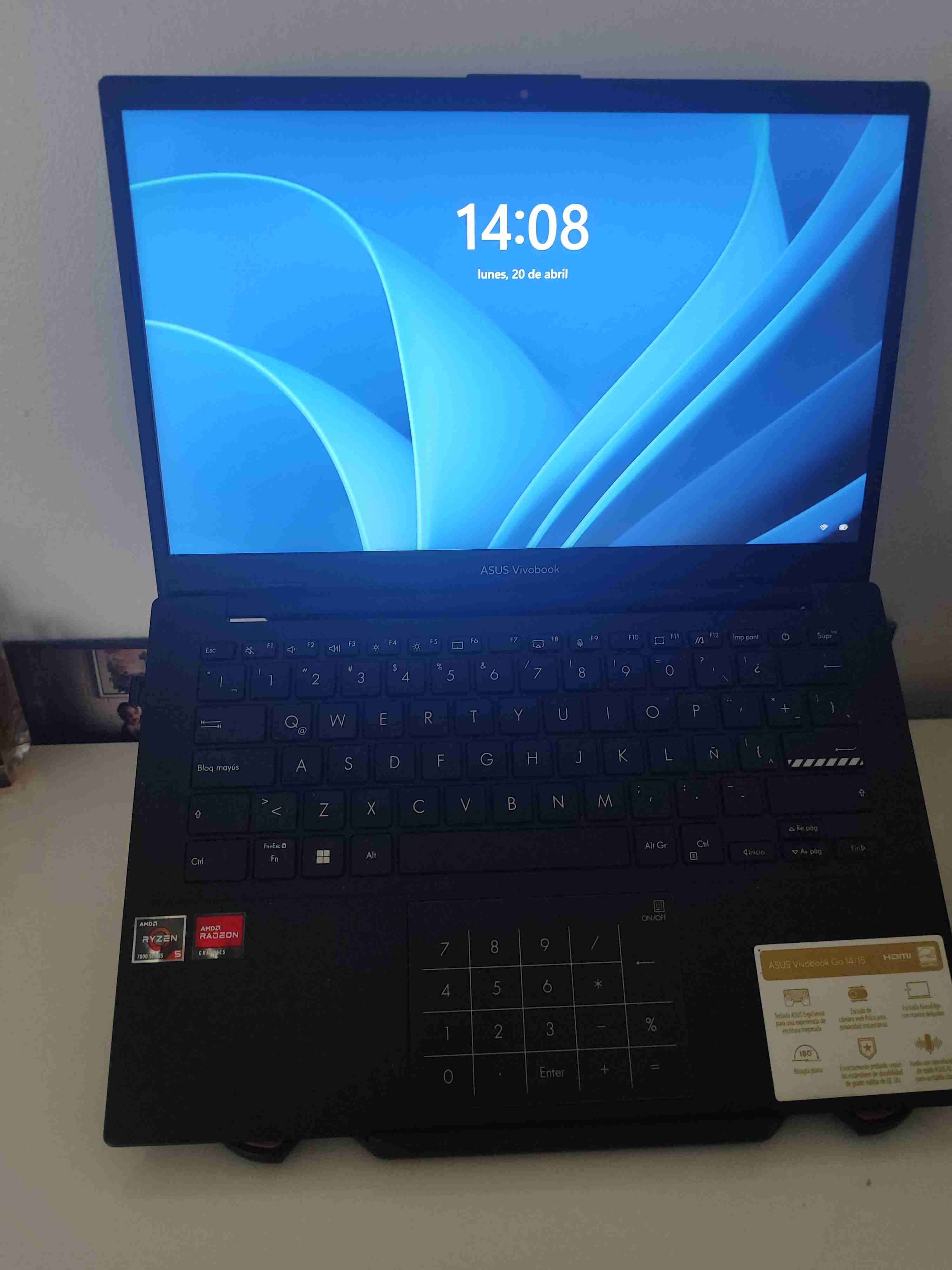 Notebook ASUS VivoBook 14' - miniatura 1