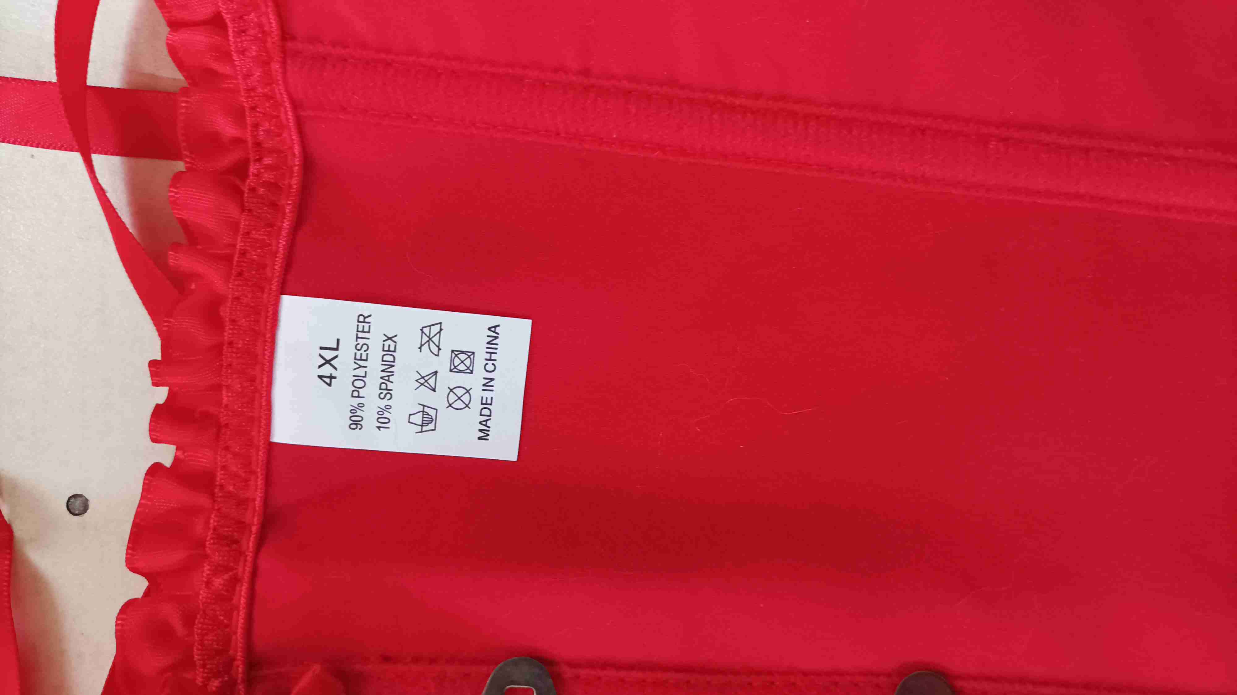 Corset rojo con encaje - miniatura 5