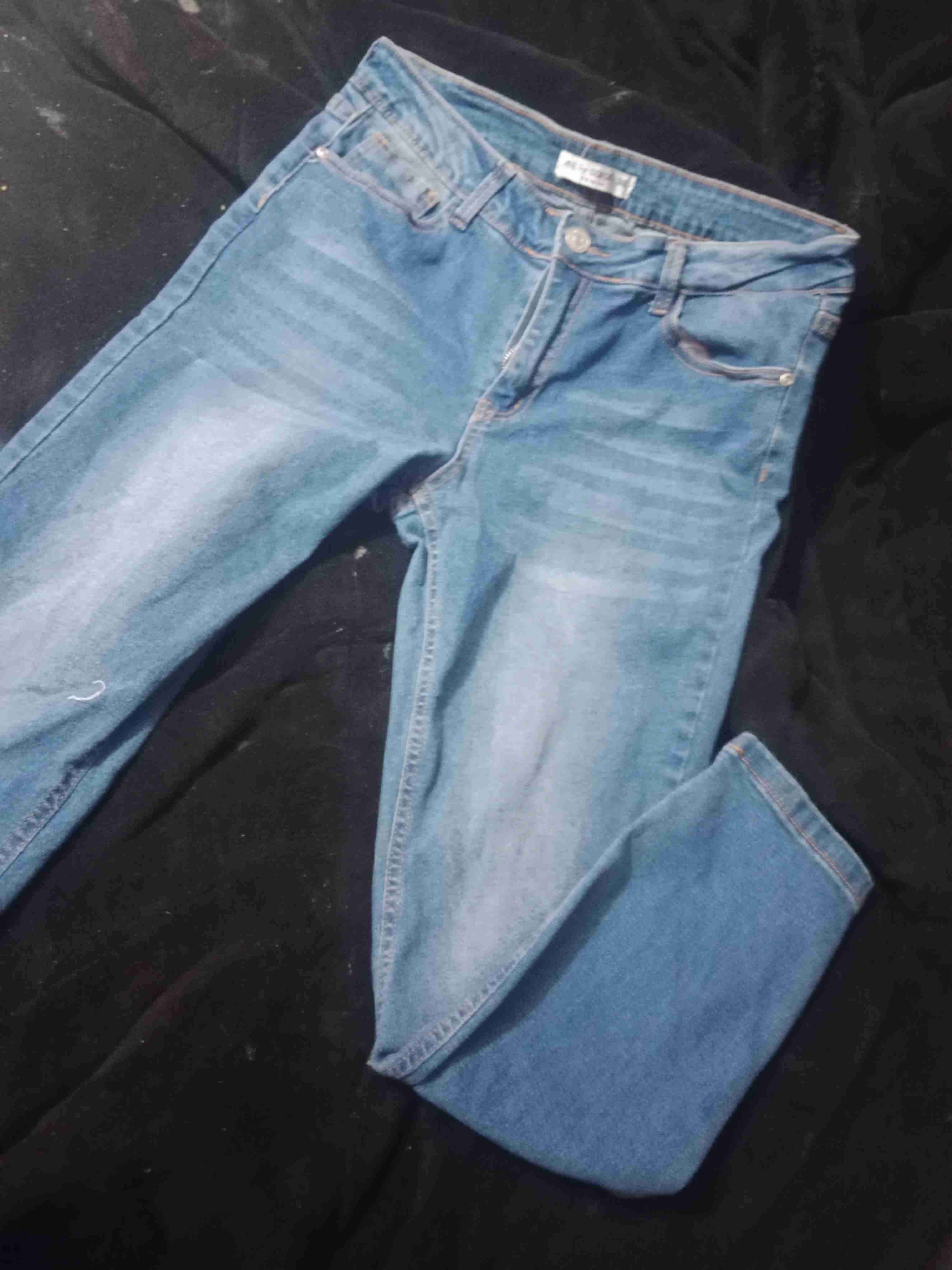 Jeans azules de mezclilla