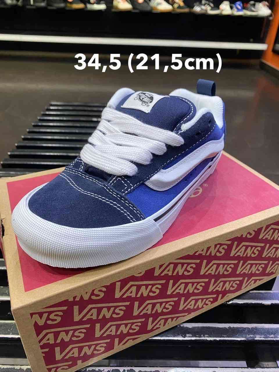 Zapatillas Vans azul y blanco - miniatura 1