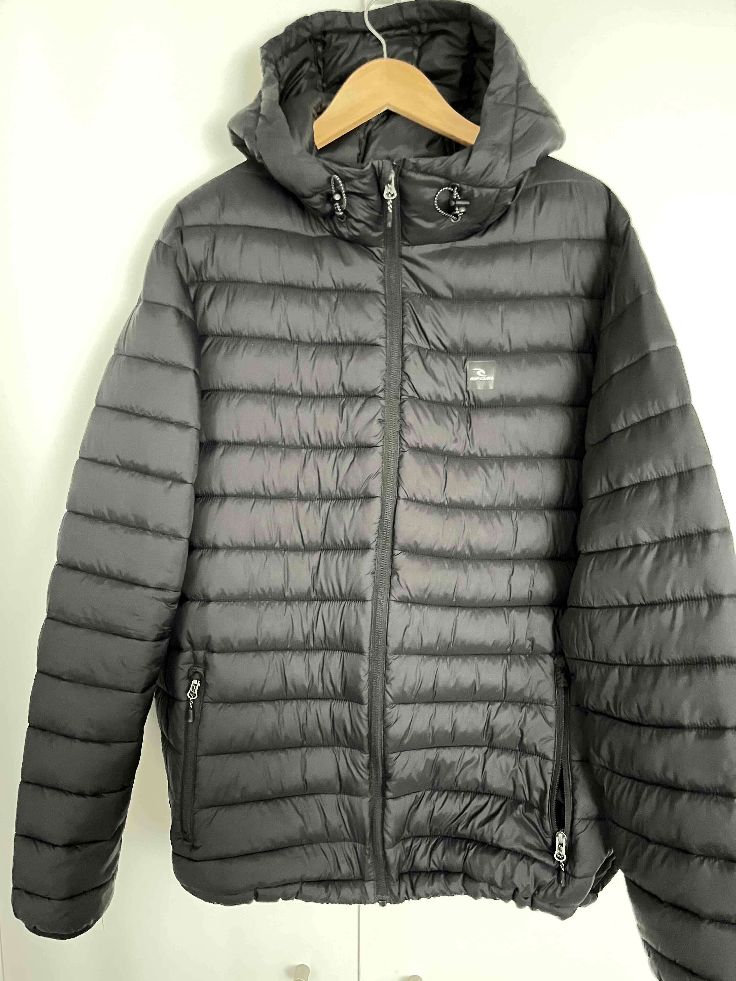 Chaqueta acolchada gris con capucha - miniatura 1