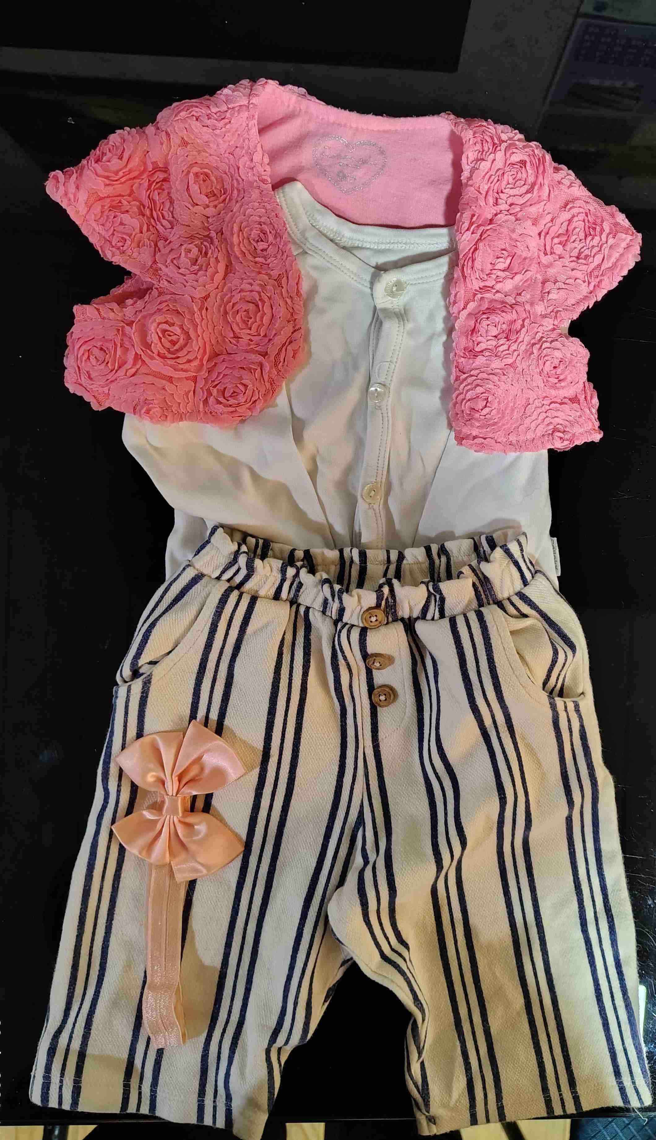 Pijama de bebé rosado con gorro +Lote de 12 - miniatura 3