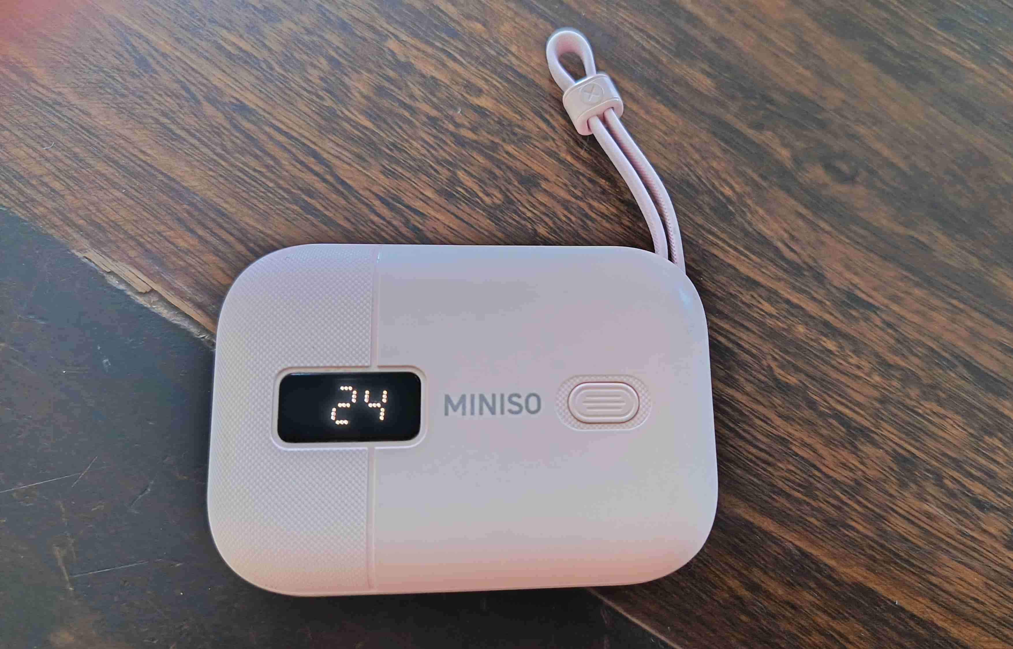 Cargador portátil Miniso - miniatura 3