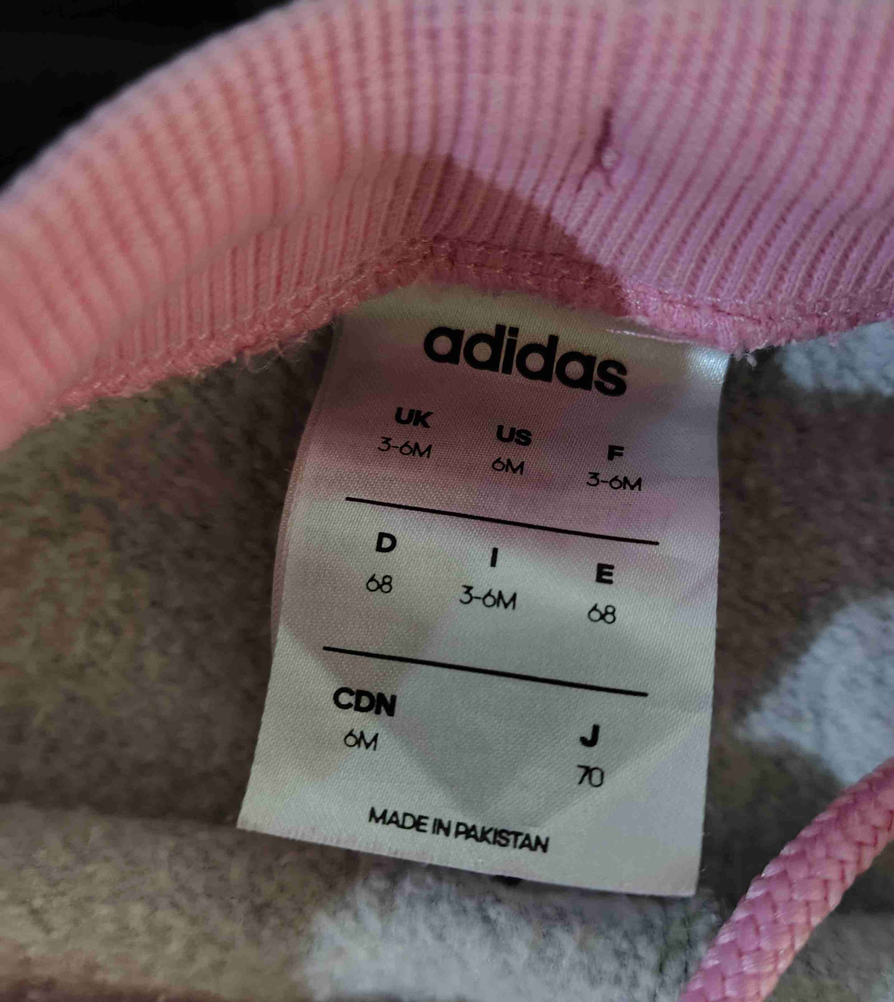 Pantalones cortos Adidas gris y rosa - miniatura 2