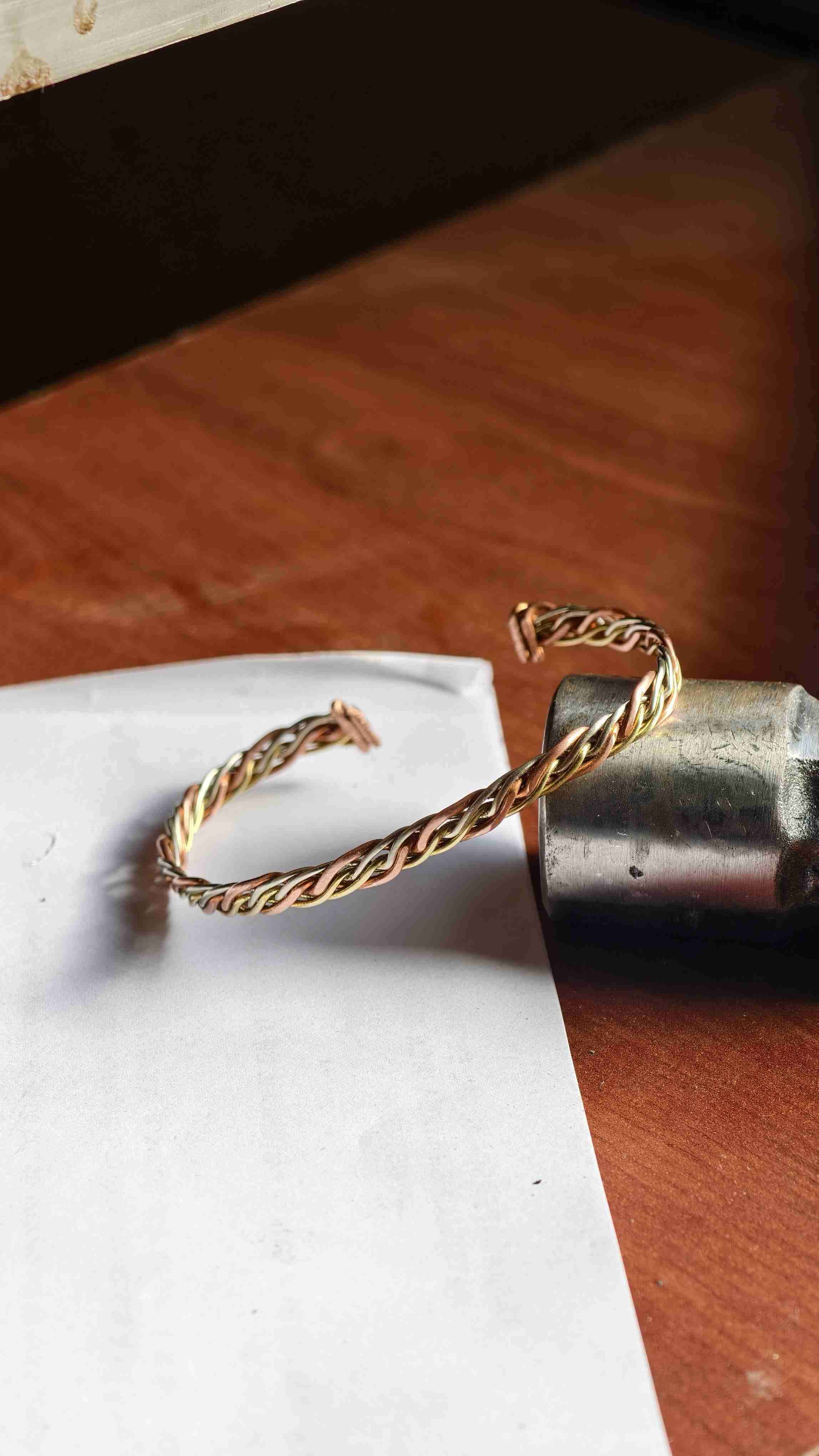 Pulsera trenzada de cobre, bronce y plata alemana - miniatura 3