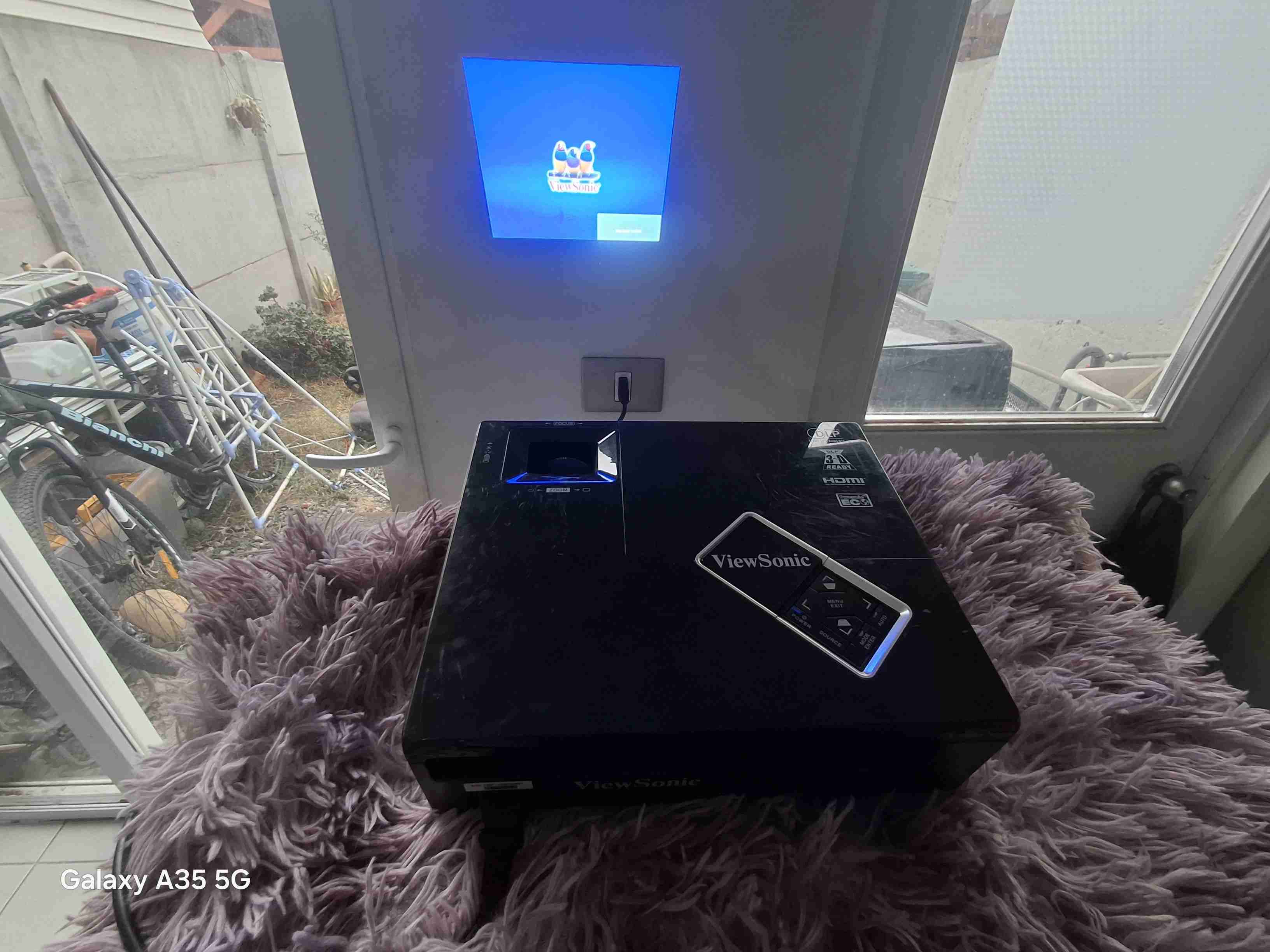 Proyector ViewSonic en buen estado - miniatura 1