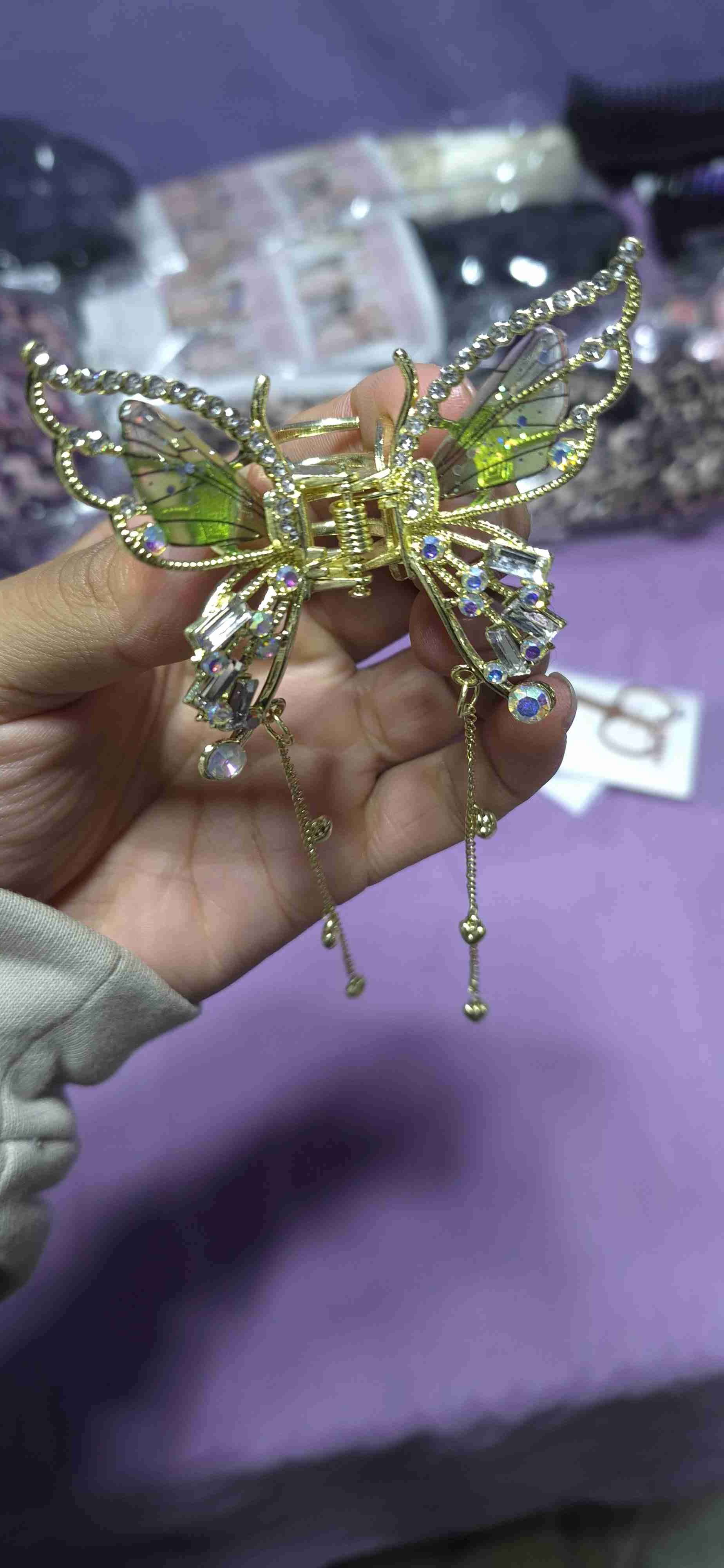 Pinche metalico mariposa dorada con gemas - miniatura 2